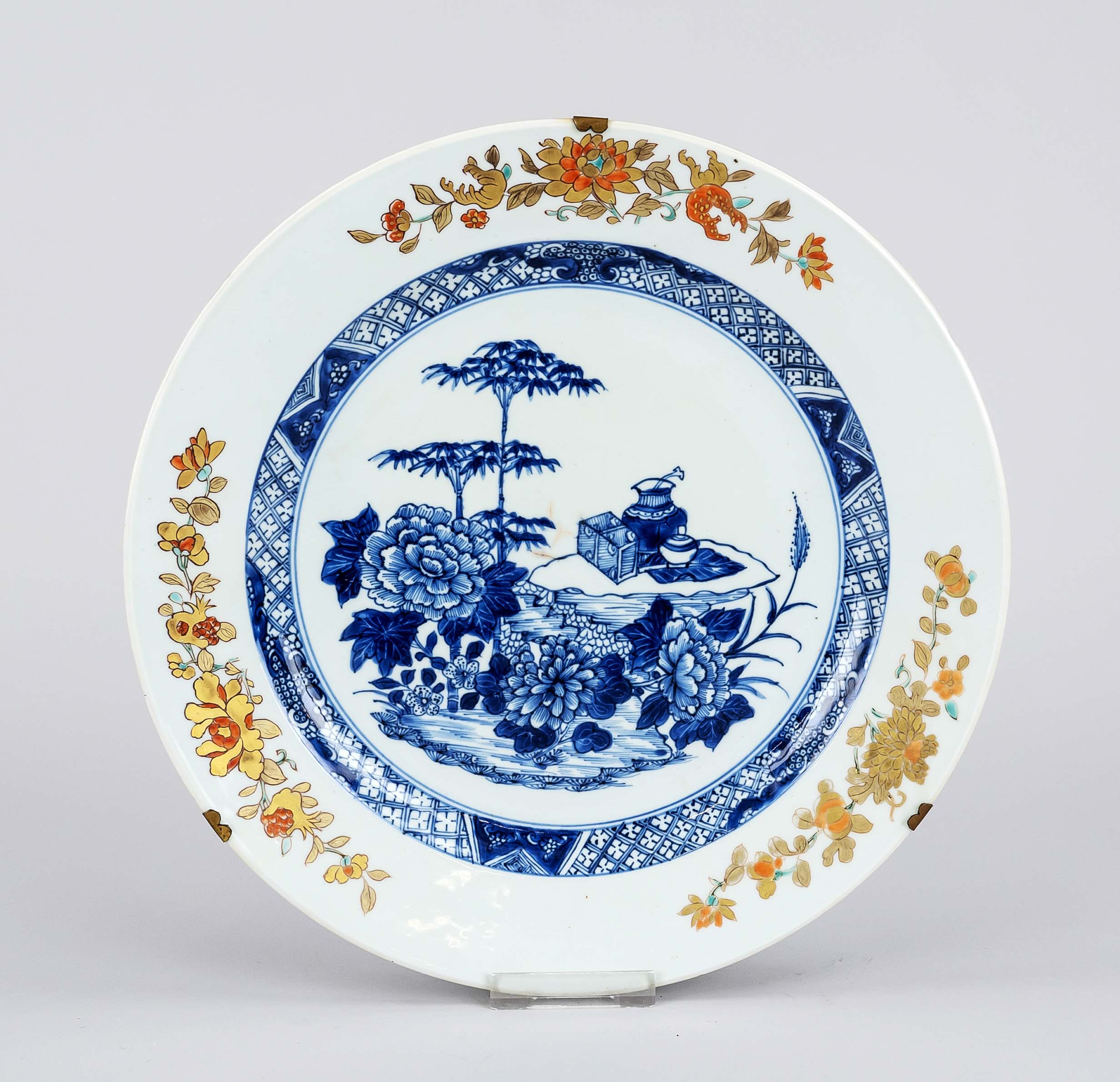 Export plate gold flowers, China, Qing dynasty(1644-1912), 18th century, porcelain with cobalt