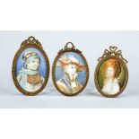 3 miniatures, end of 19th century, polychrome on leg plate? portraits of gallant ladies in