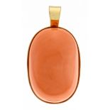 Salmon coral pendant GG 585/000 with an oval coral cabochon 111 ct in a lighter slightly marbled