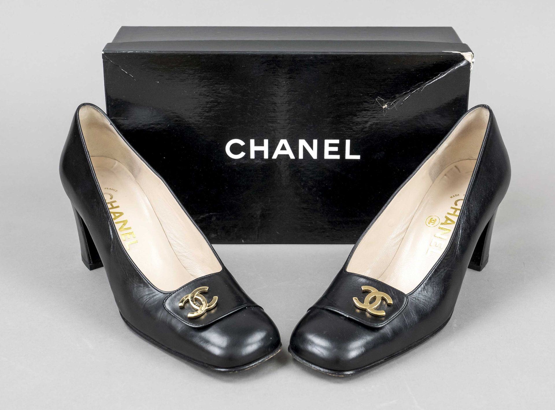 Chanel, ladies vintage business low shoe with wide block heel, black smooth leather, small side flap