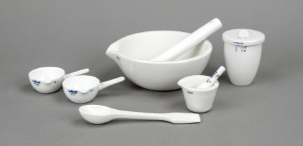 Laboratory ware, 9-piece set, KPM Berlin, 20th c., 1 mortar with pestle, Ø 13,5 cm, plus 2 small