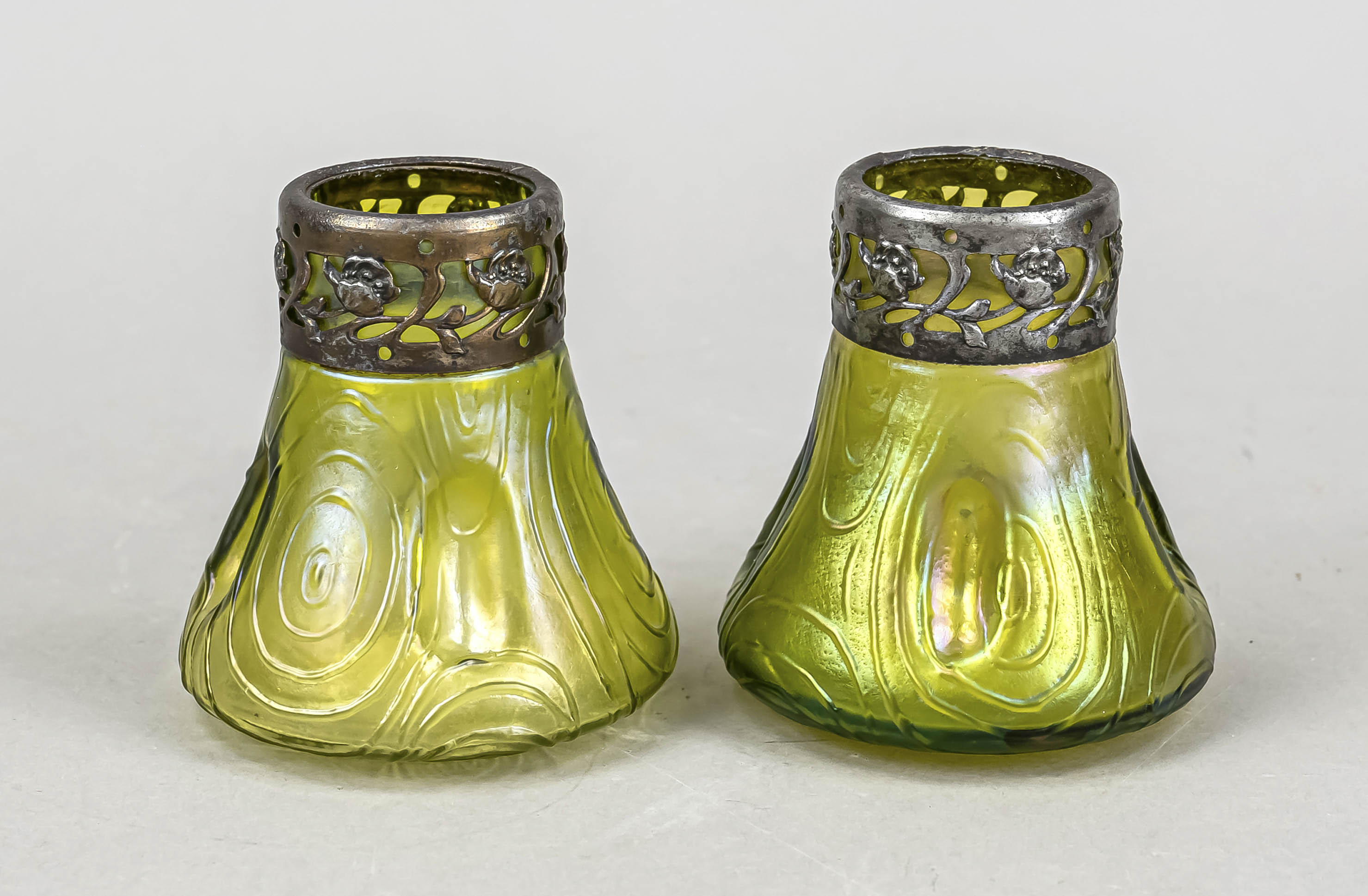 Pair of Art Nouveau vases with rim mounting, c. 1900, round stand, tapering body with 4 retractions,