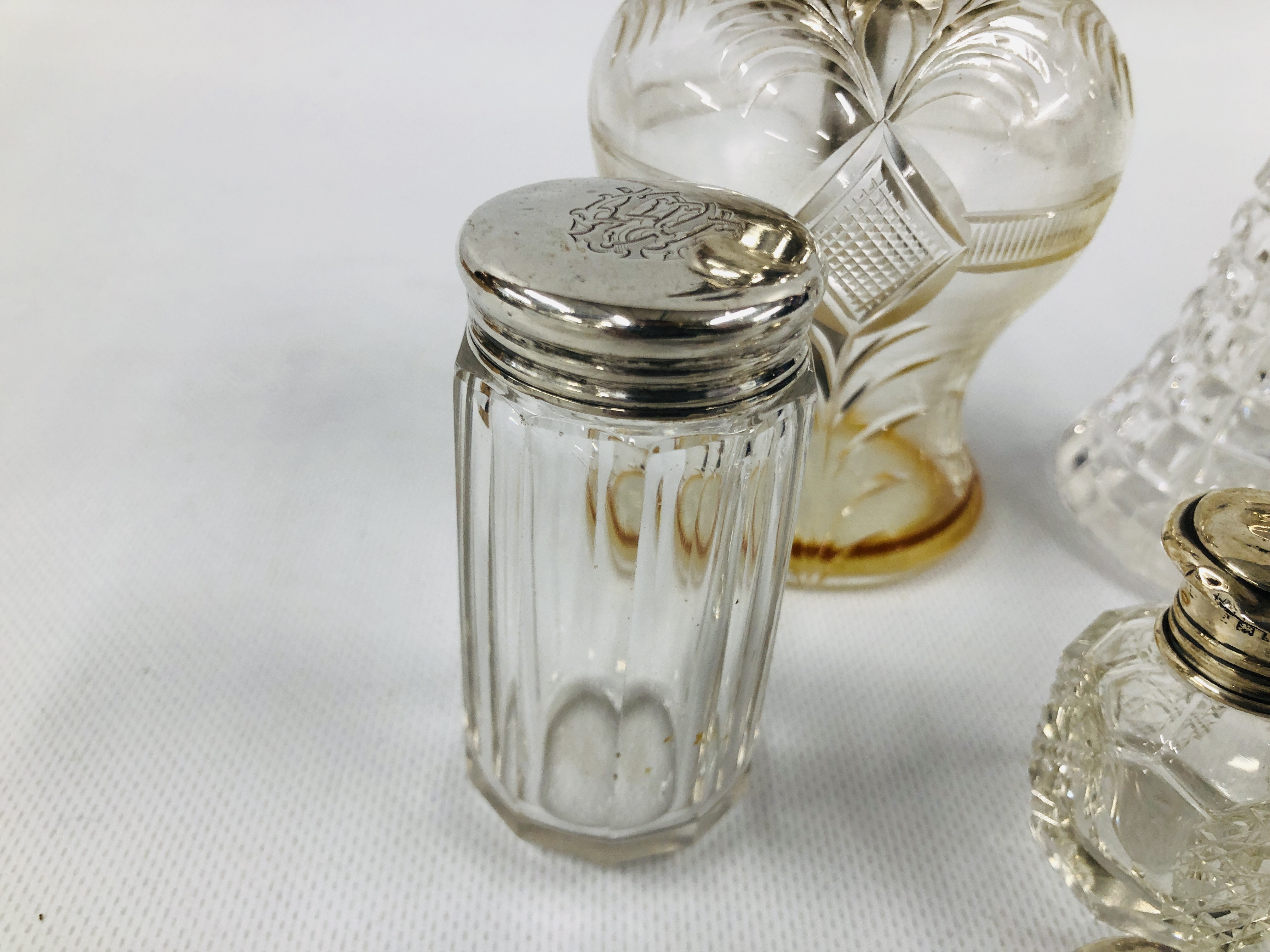 VARIOUS SILVER TOP GLASS ITEMS INCLUDING "ASPREYS". - Image 3 of 6