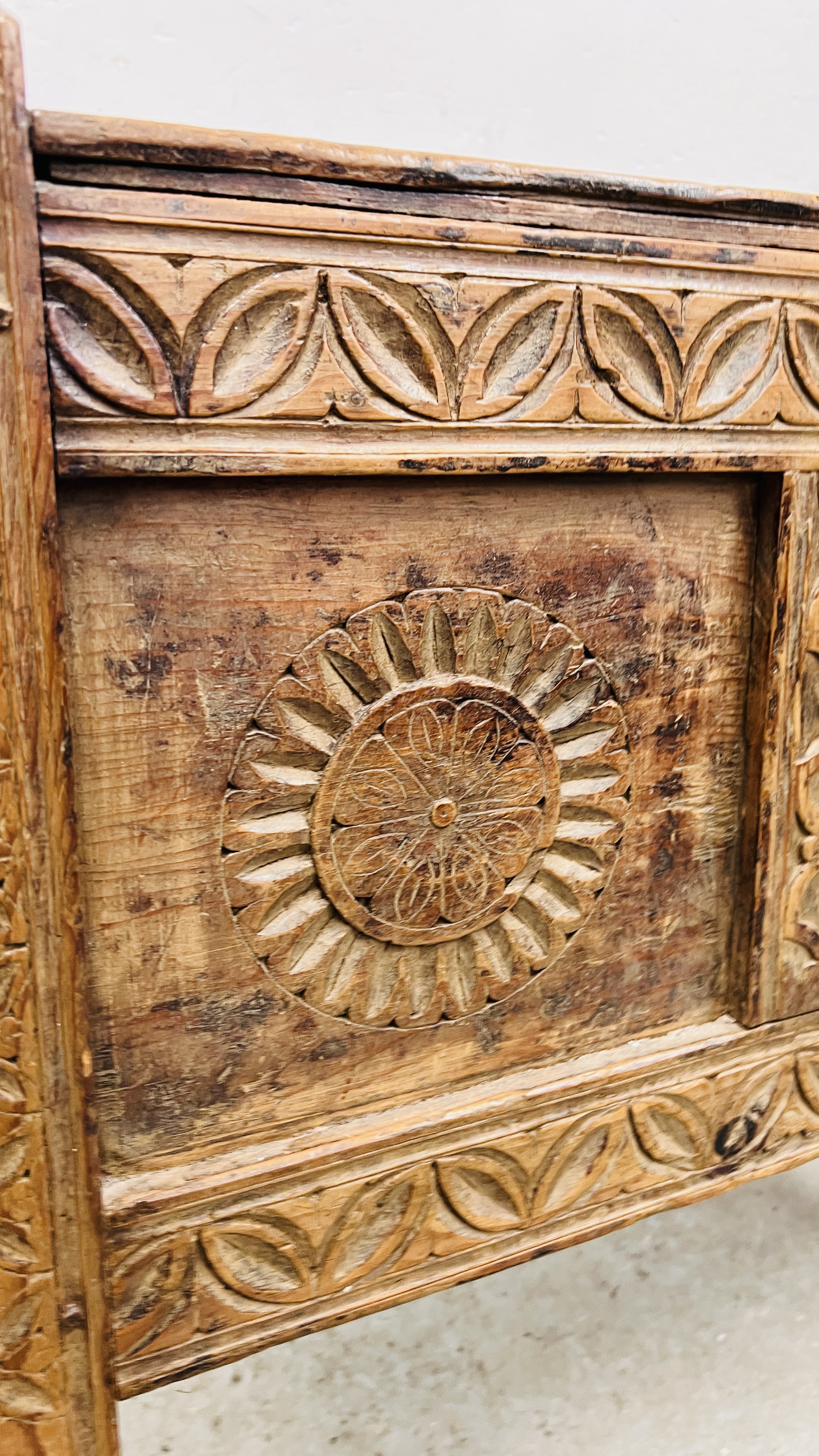 AN EASTERN HAND CARVED C19TH. DOWRY CHEST/CUPBOARD, WIDTH 71CM. DEPTH 40CM. HEIGHT 68CM. - Image 5 of 17