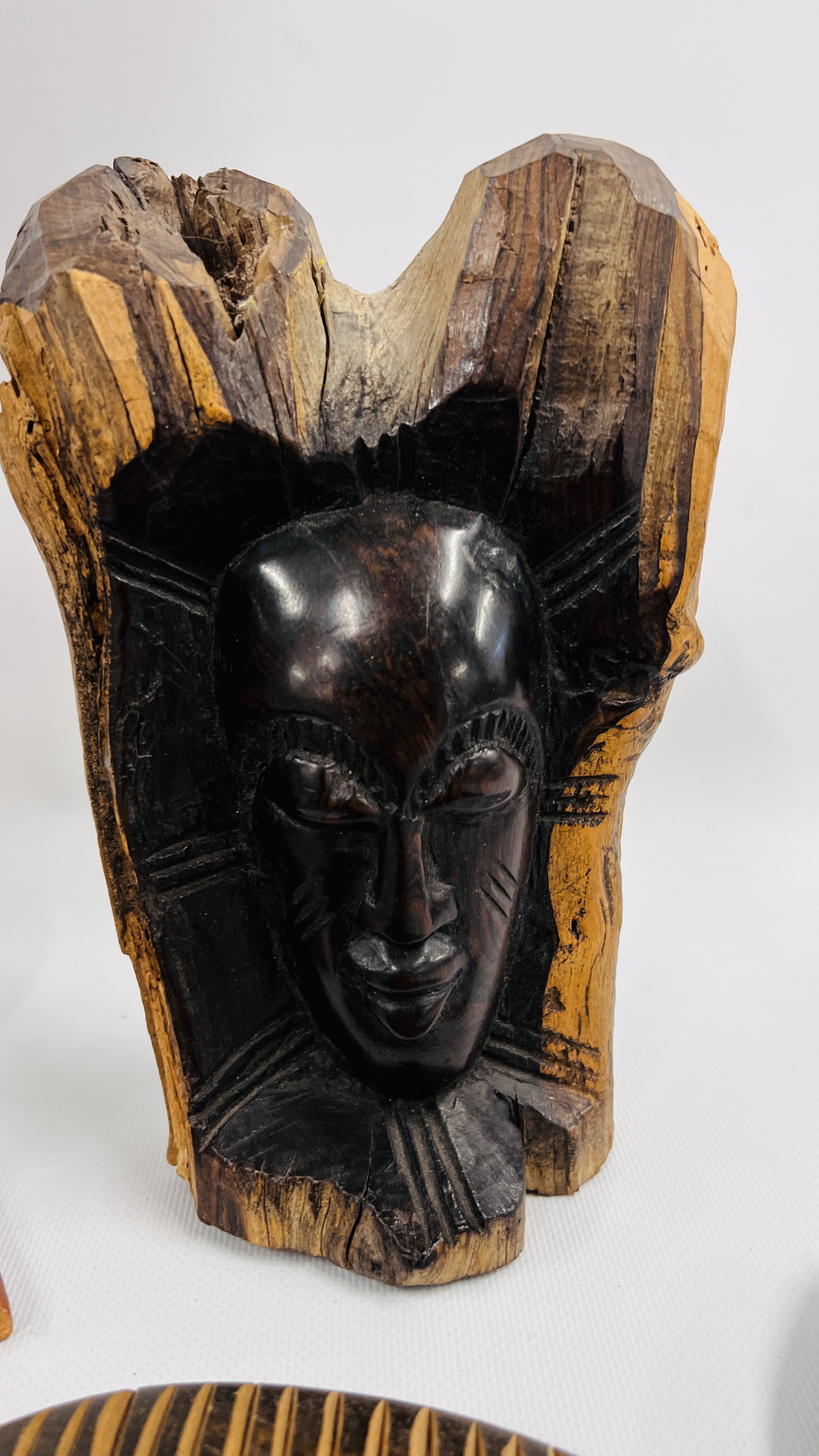 AN ETHNIC HARDWOOD CARVING HEIGHT 22CM., TRIBAL WALL MASK HEIGHT 40CM. - Image 4 of 7