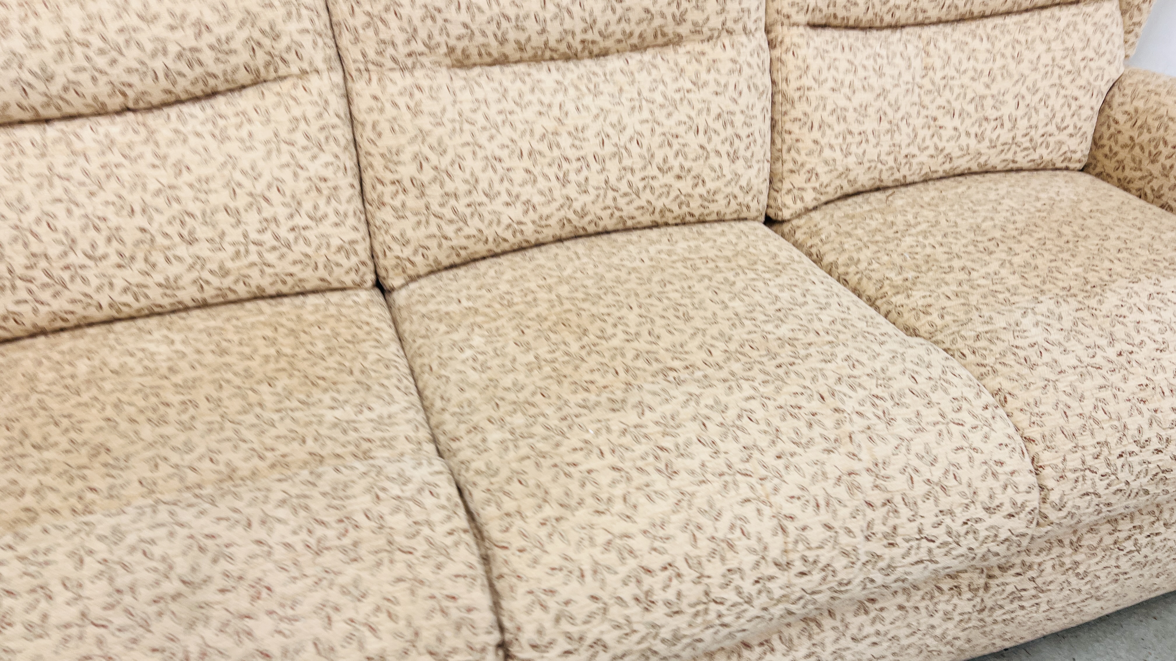 A MODERN CREAM PATTERN EASY CHAIR ALONG WITH A MATCHING TWIN RECLINER THREE SEATER SOFA. - Image 8 of 15