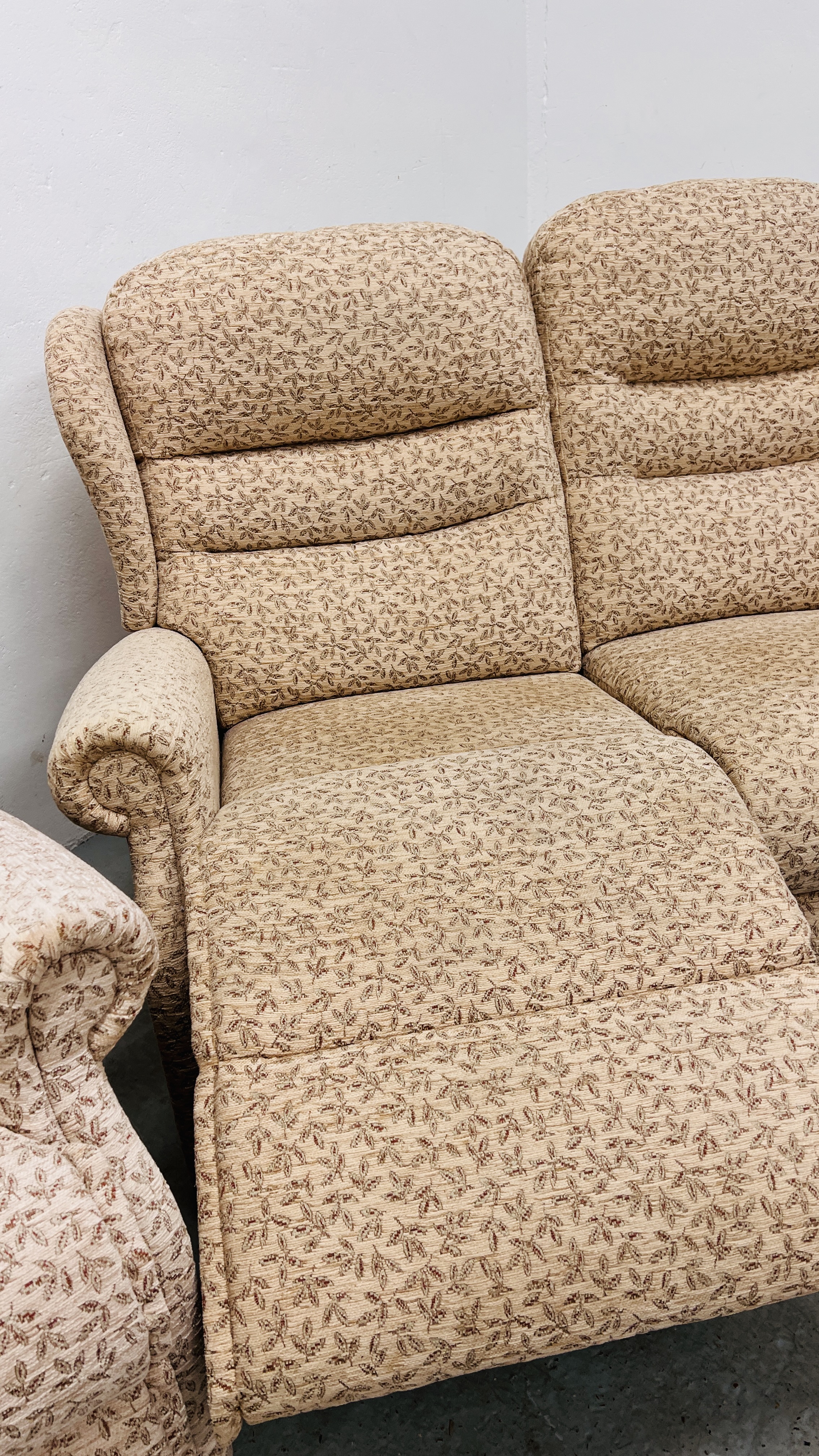 A MODERN CREAM PATTERN EASY CHAIR ALONG WITH A MATCHING TWIN RECLINER THREE SEATER SOFA. - Image 14 of 15