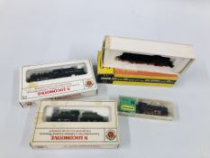 A COLLECTION OF FOUR N SCALE LOCOMOTIVES TO INCLUDE BACHMANN MINITRIX PIKO