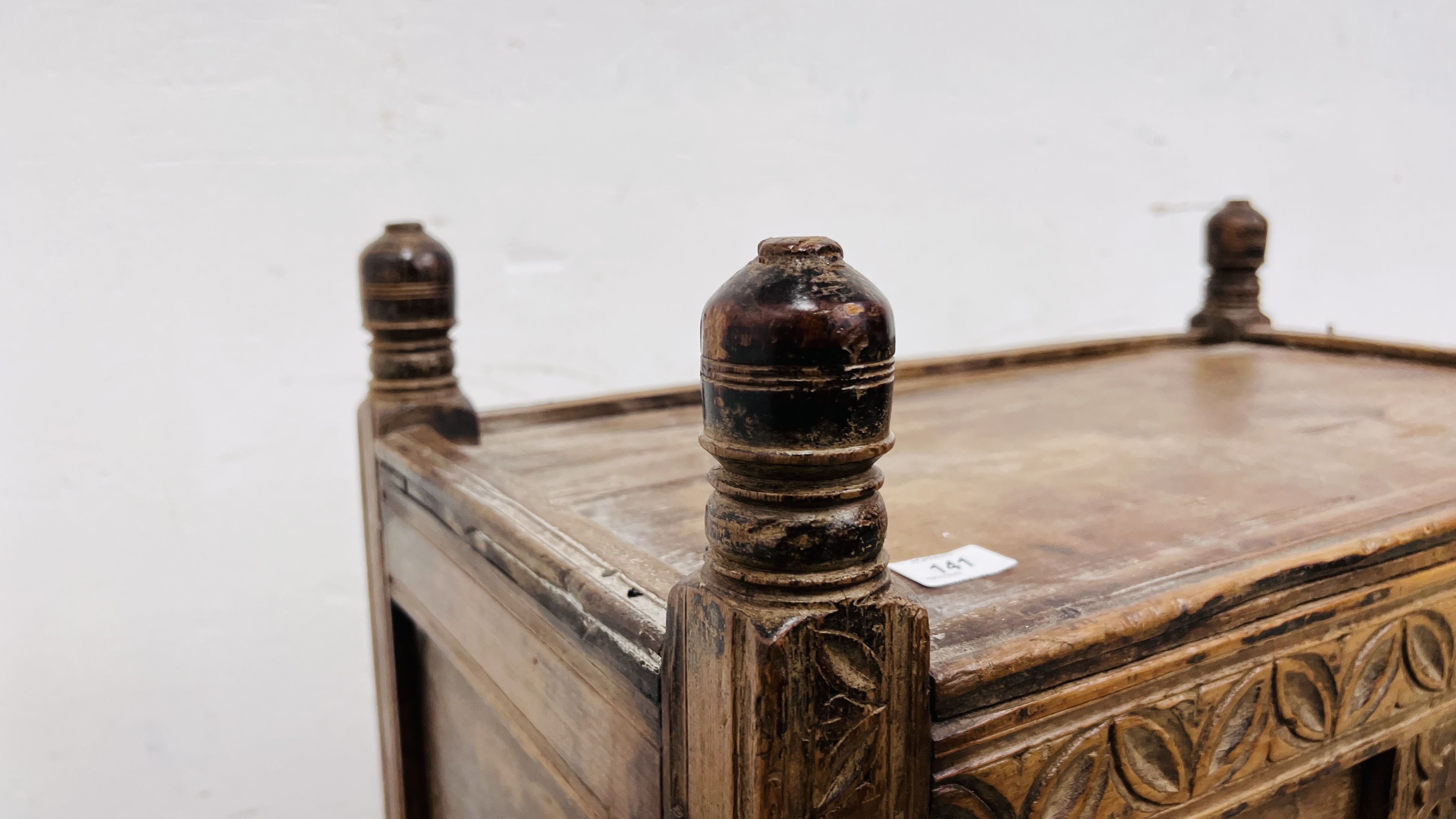 AN EASTERN HAND CARVED C19TH. DOWRY CHEST/CUPBOARD, WIDTH 71CM. DEPTH 40CM. HEIGHT 68CM. - Image 8 of 17