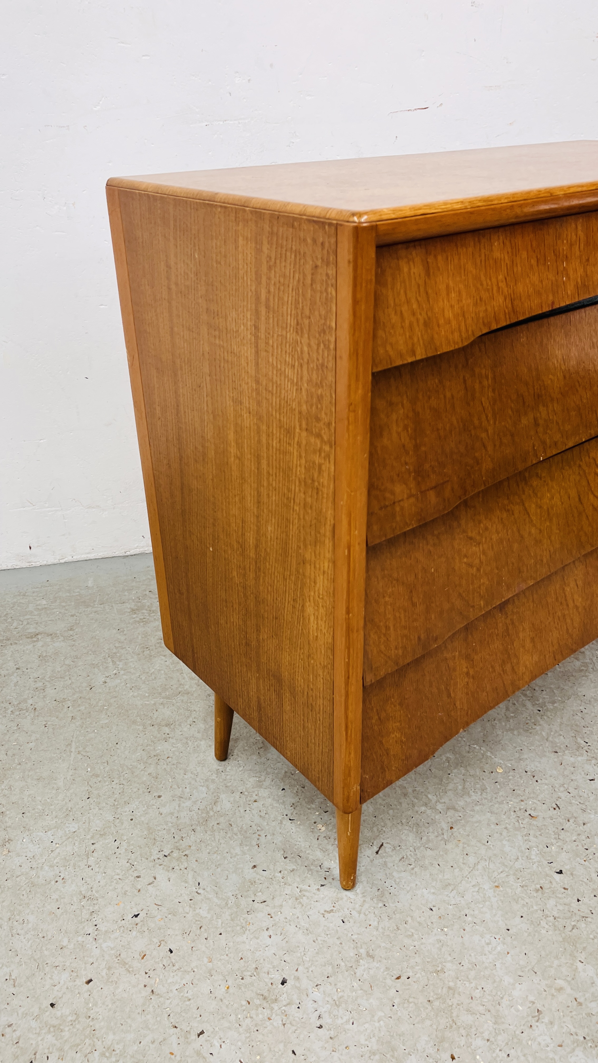 MID CENTURY TEAK FINISH FOUR DRAWER CHEST ON FOUR SUPPORTS WIDTH 91CM. DEPTH 42CM. HEIGHT 88CM. - Image 4 of 8