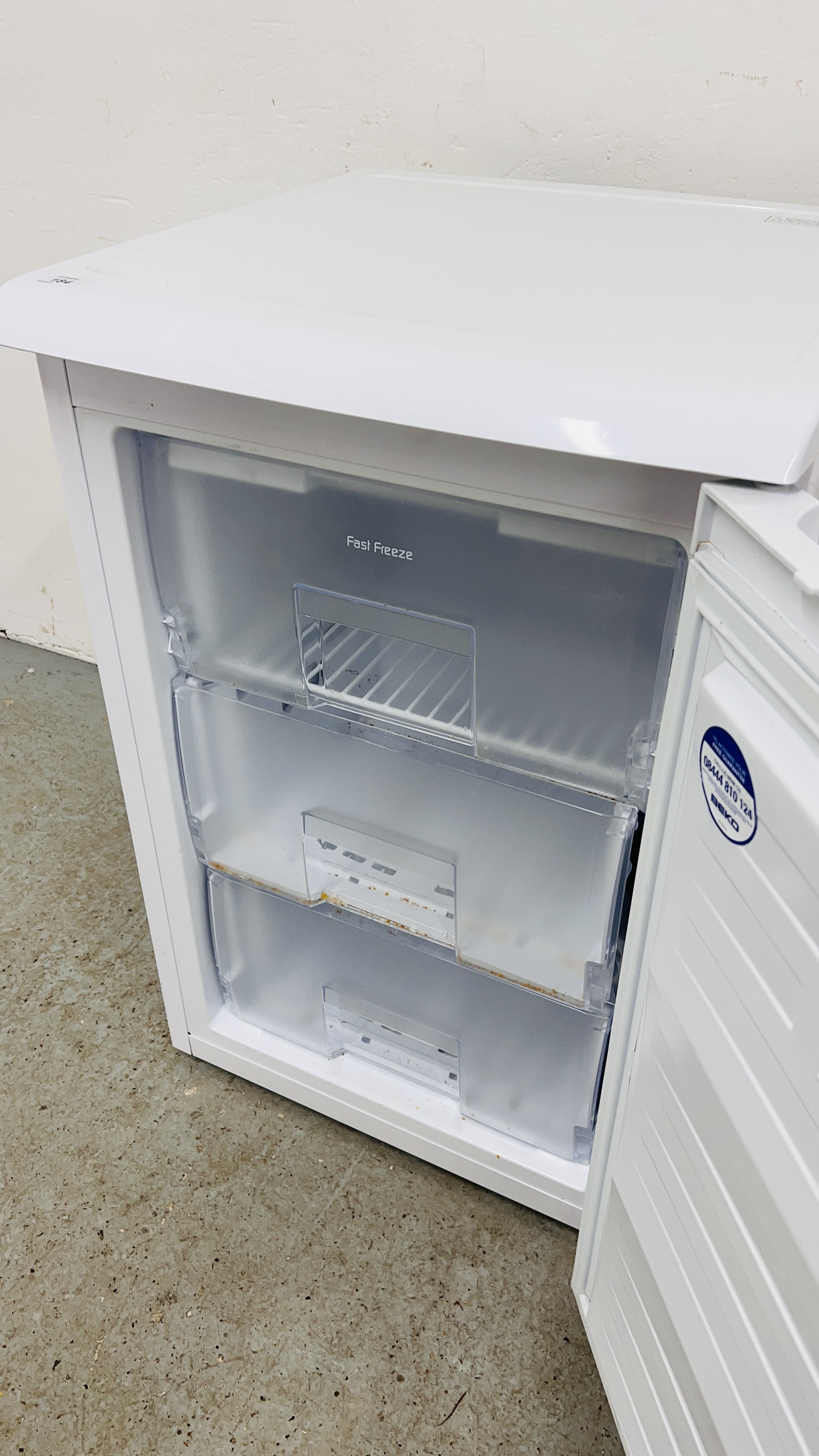 BEKO UNDER COUNTER FREEZER - SOLD AS SEEN - Image 6 of 7