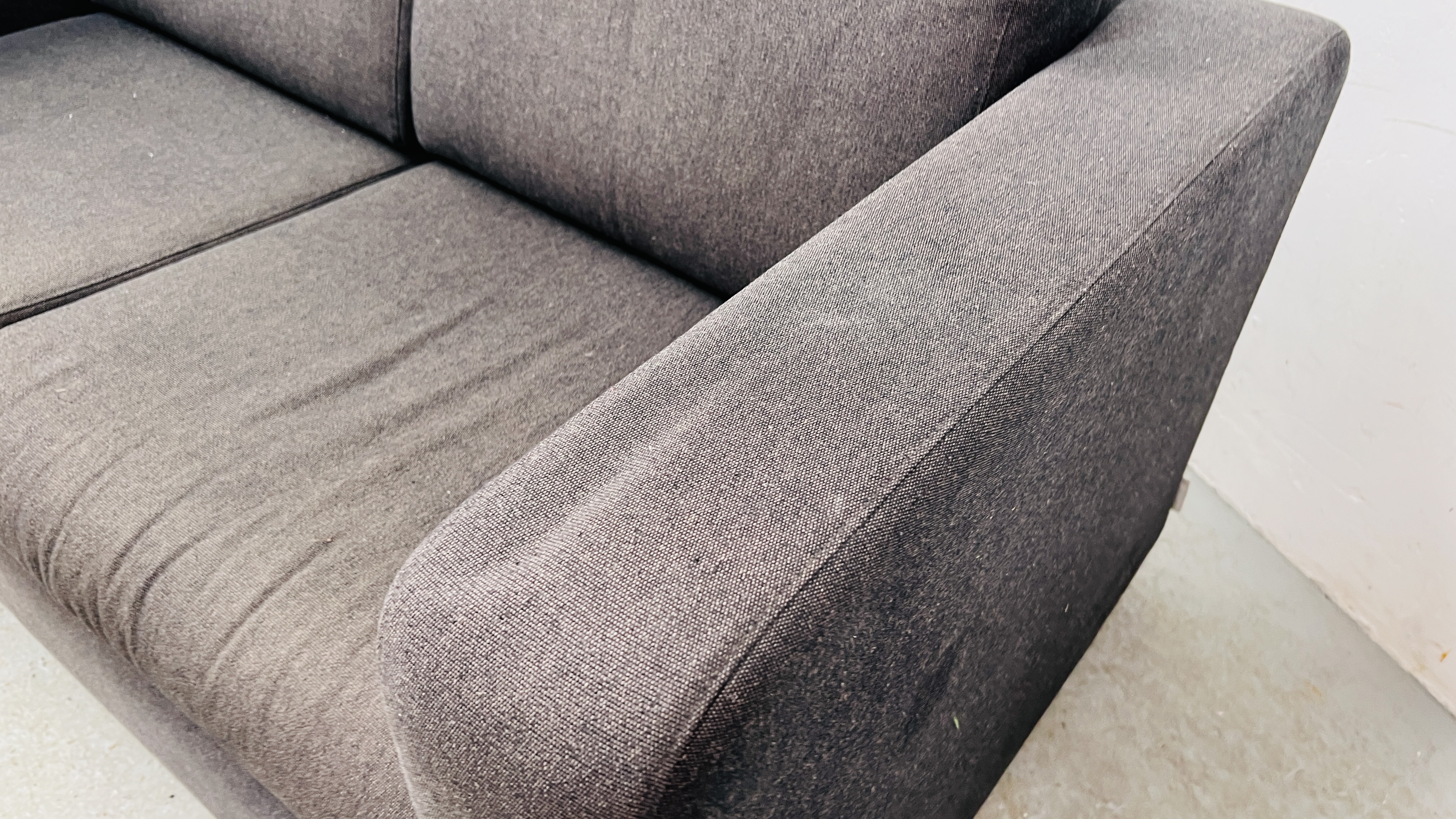 MODERN GREY HABITAT SOFA BED - Image 10 of 12