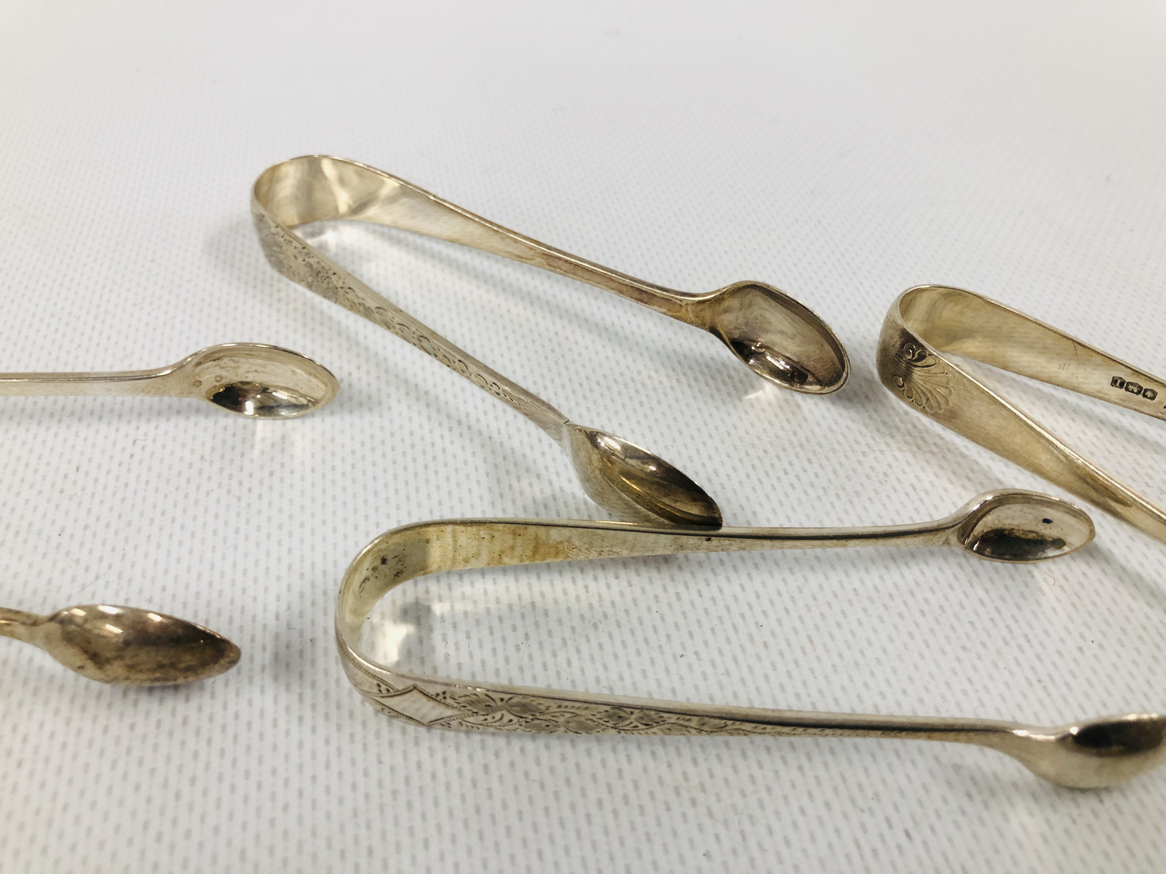 GROUP OF 8 VARIOUS SILVER SUGAR NIPS, VARIOUS MAKERS AND ASSAYS. - Image 5 of 7