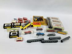 A COLLECTION OF N SCALE CARRIAGES AND ROLLING STOCK TO INCLUDE GRAHAM FARISH MODEL POWER,