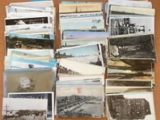 PACKET OF GREAT YARMOUTH POSTCARDS, SEAFRONT, ROWS, PIERS, BOATS ETC (APPROX 200).