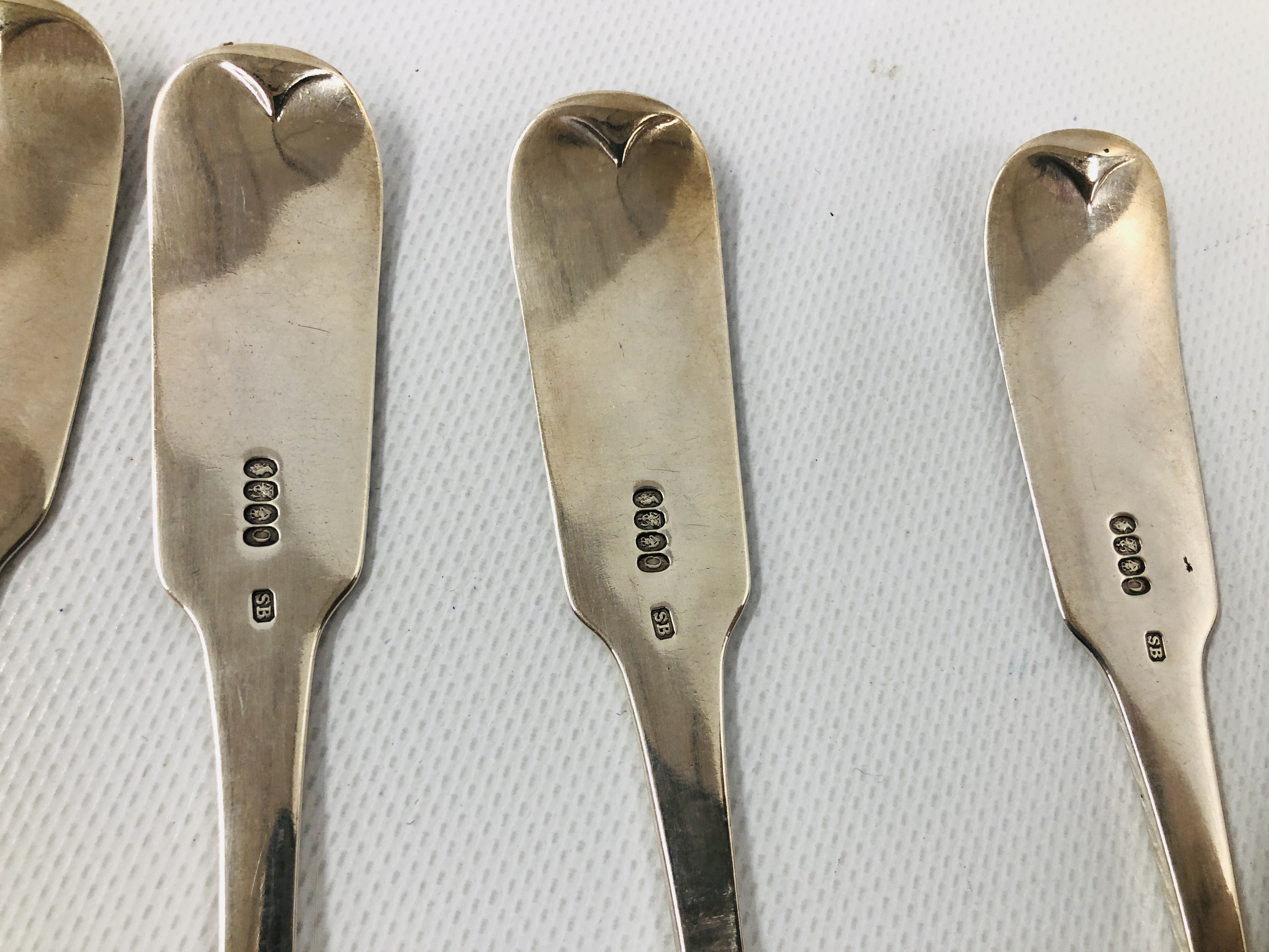 SET OF SIX SILVER FIDDLE PATTERN SERVING SPOONS, DUBLIN 1823, GEORGE IV. - Image 7 of 8