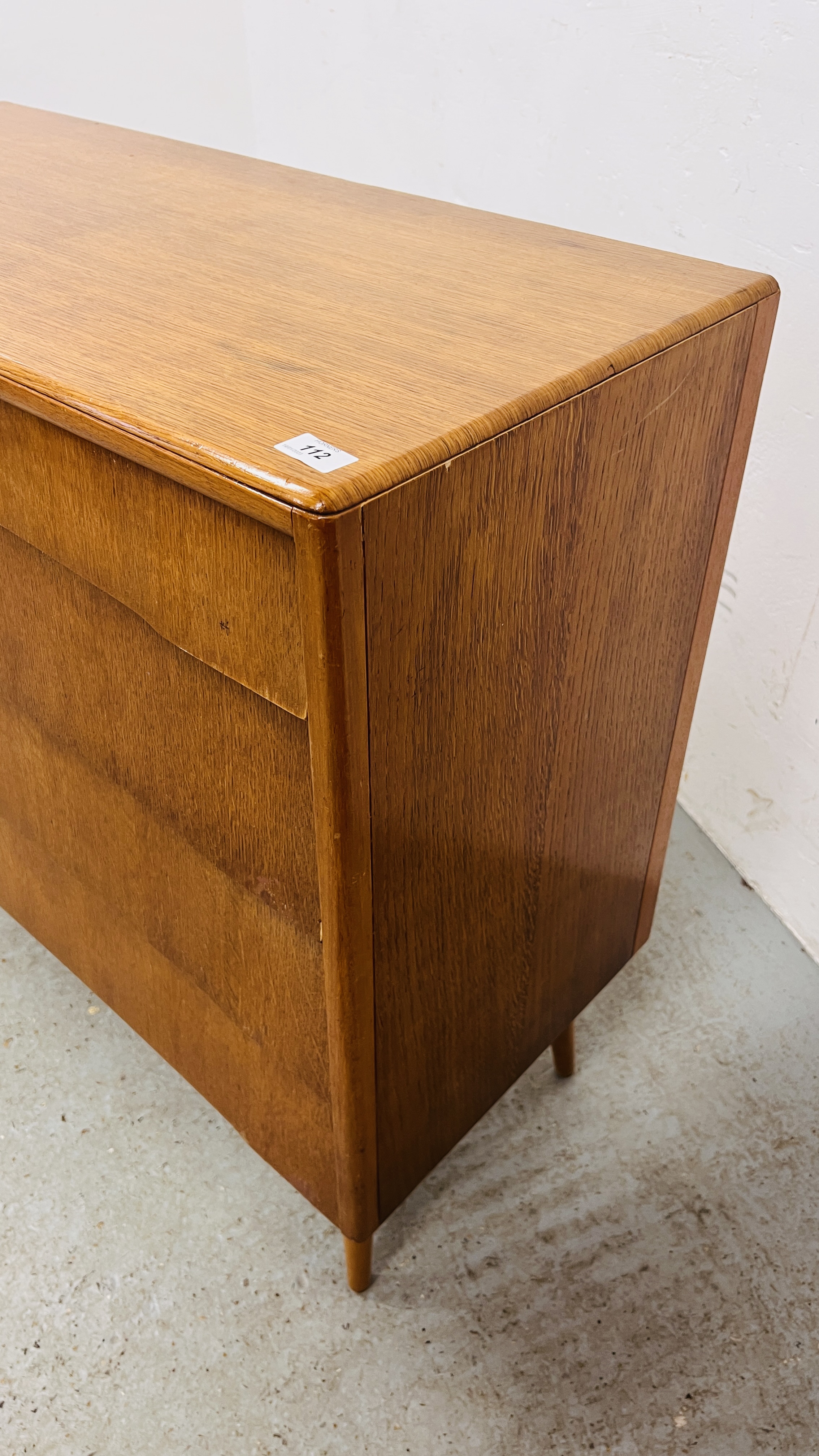 MID CENTURY TEAK FINISH FOUR DRAWER CHEST ON FOUR SUPPORTS WIDTH 91CM. DEPTH 42CM. HEIGHT 88CM. - Image 7 of 8