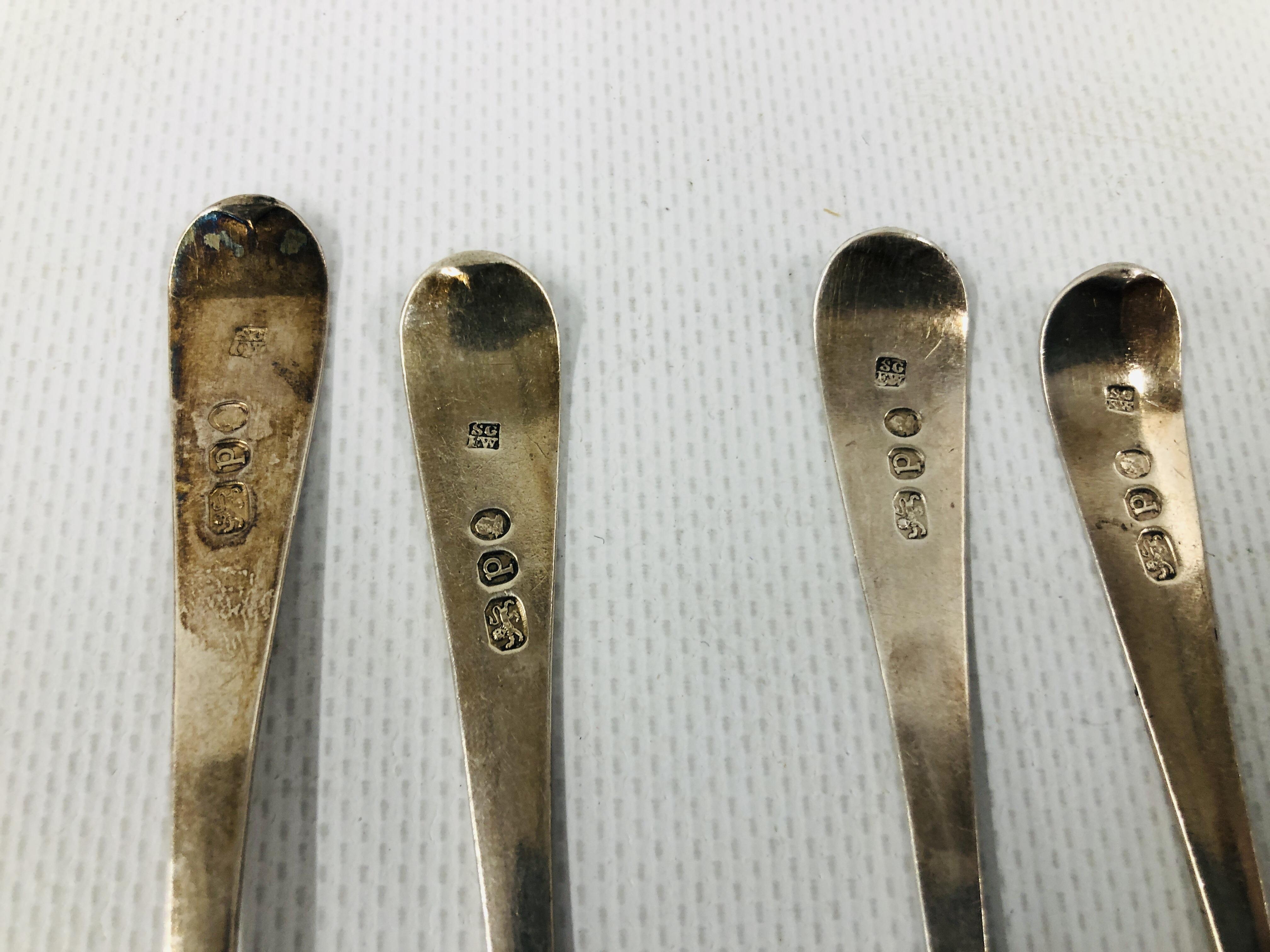 SET OF SIX SILVER GEORGE IV BRIGHT CUT TEA SPOONS, PROBABLY LONDON 1810. - Image 6 of 8