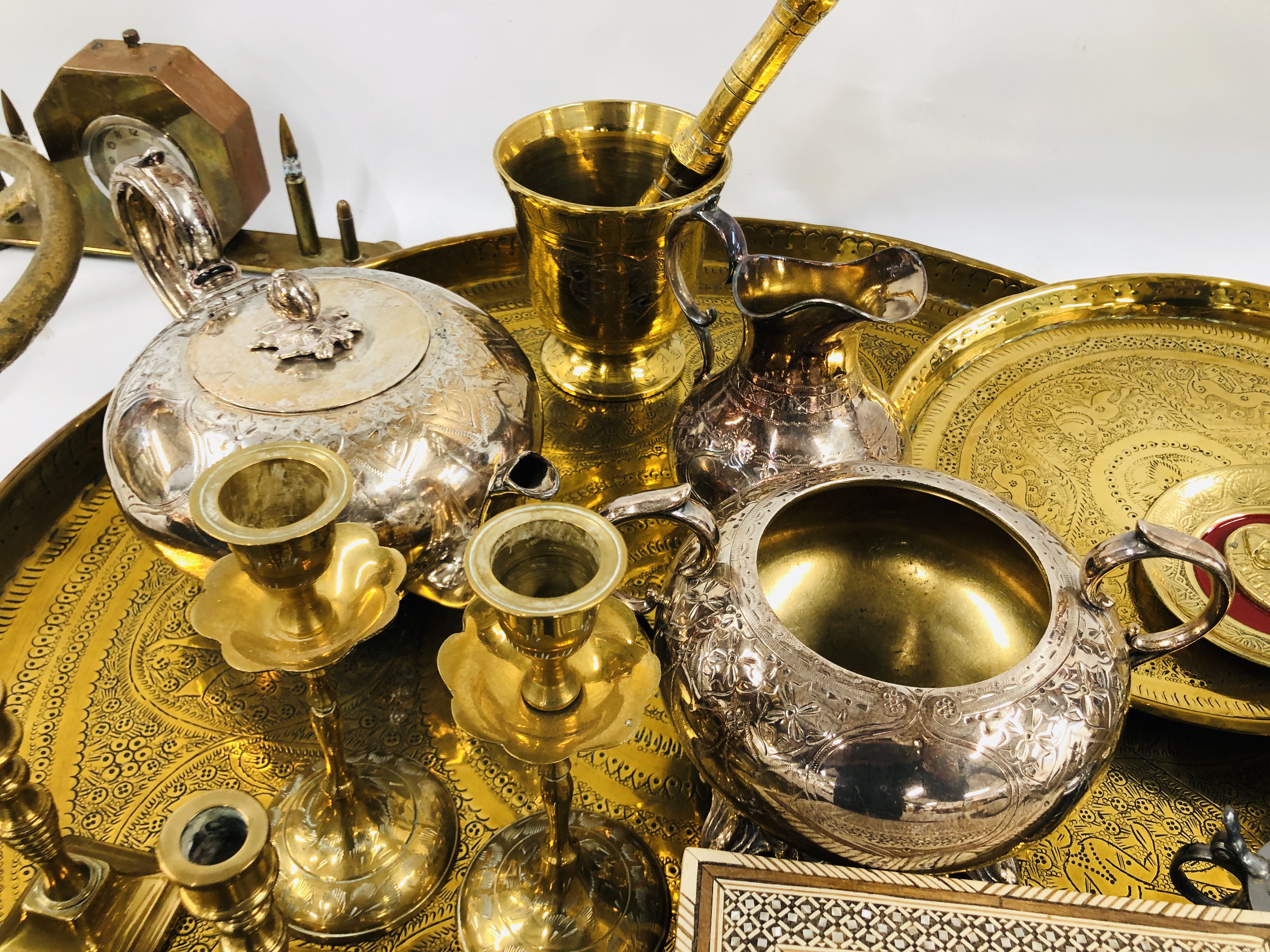 BOX OF MIXED METAL WARE TO INCLUDE A TRENCH ART CLOCK, THREE PIECE SILVER PLATED TEASET AND TRAY, - Image 3 of 11