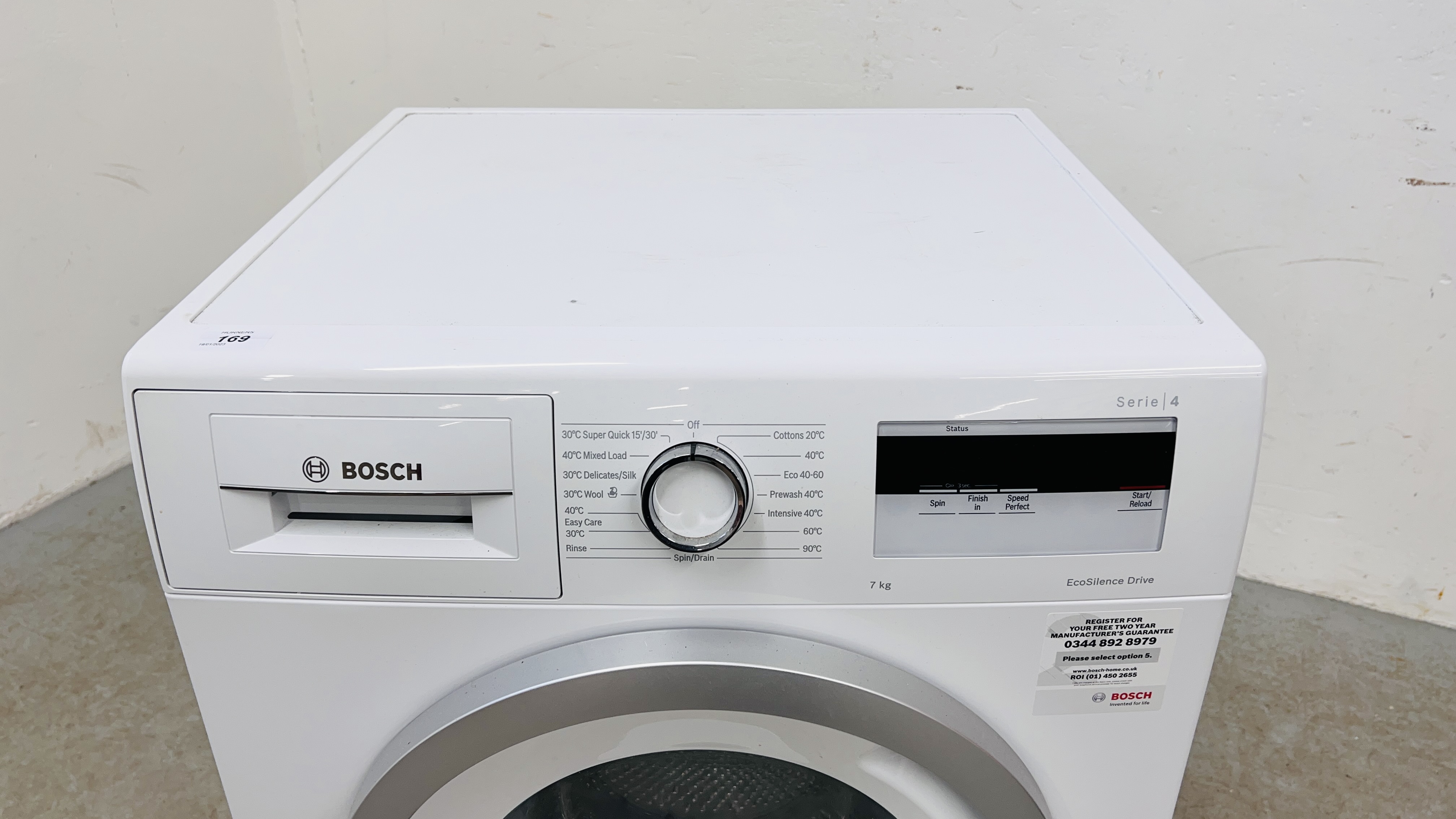 A BOSCH SERIE 4 7KG ECO SILENCE DRIVE WASHING MACHINE - SOLD AS SEEN. - Image 2 of 13