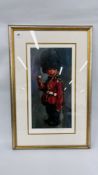 FRAMED LIMITED EDITION BARRY LEIGHTON-JONES PRINT "THE QUEENS GUARD" WITH CERTIFICATE