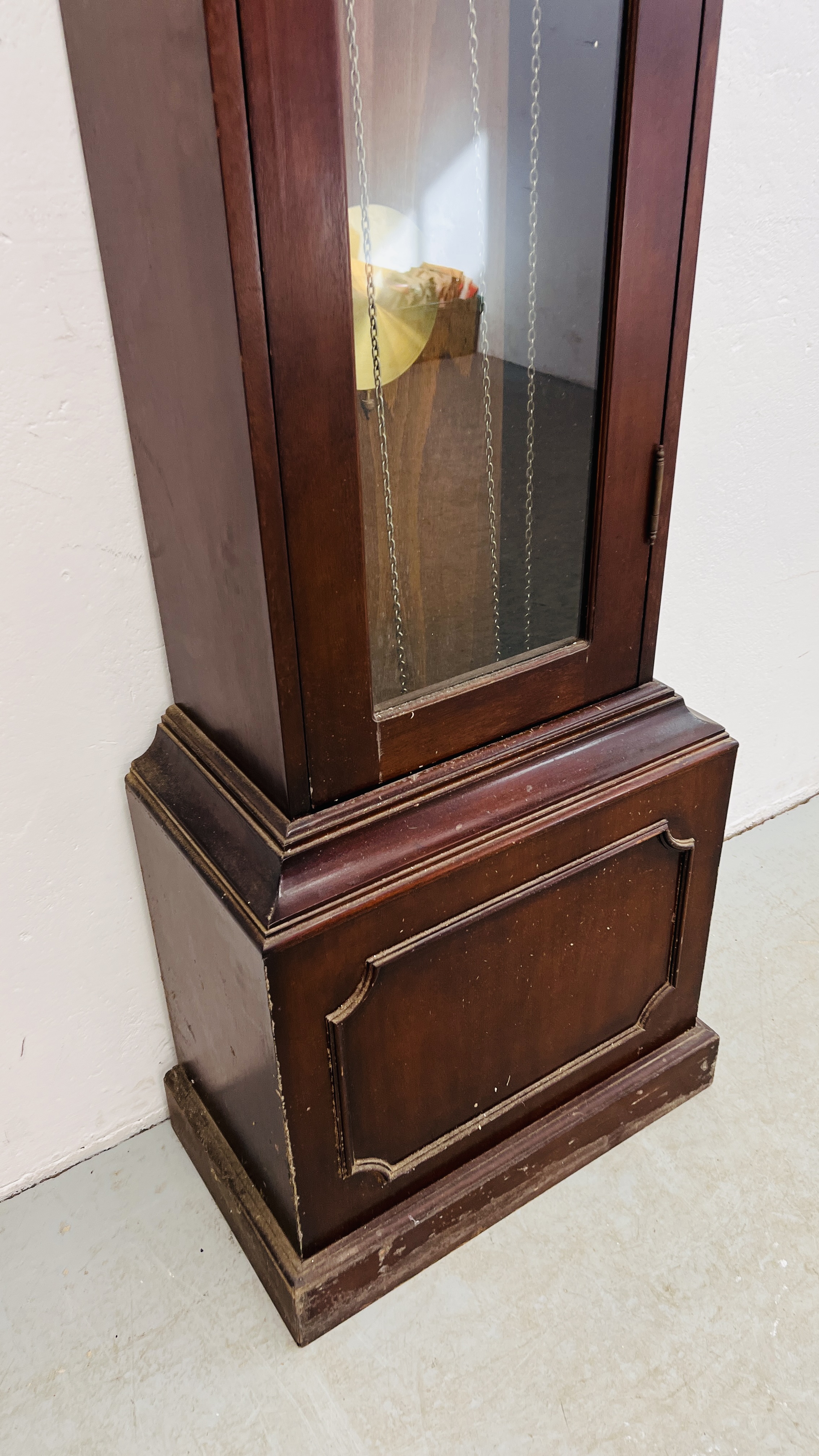 MODERN MAHOGANY FINISH GRANDFATHER CLOCK - Image 5 of 9