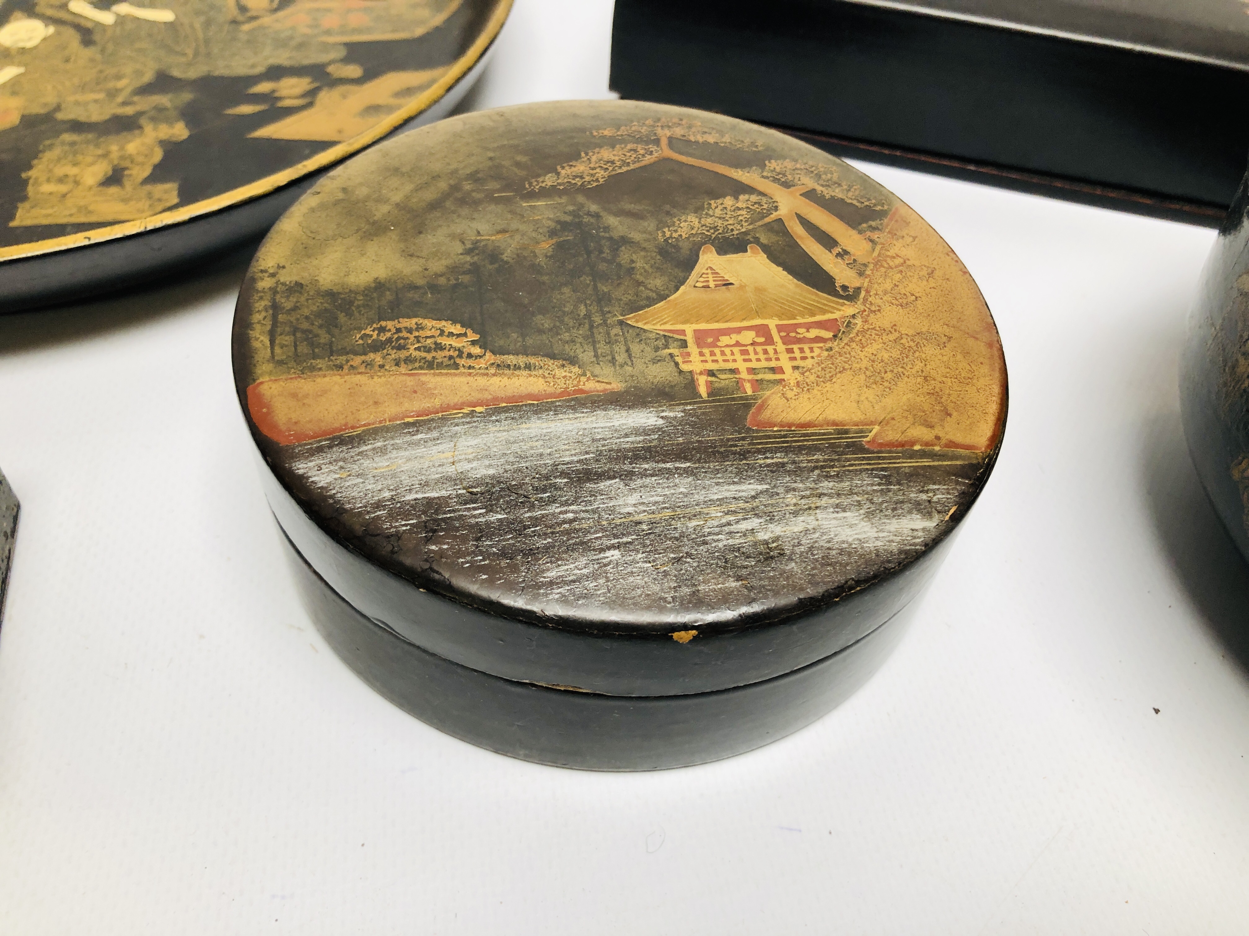 A COLLECTION OF VINTAGE ORIENTAL LACQUERED BOXES, TRINKET BOXES, - Image 7 of 14