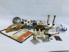 BOX MIXED COLLECTIBLES TO INCLUDE COPPER HORN, BRASS CANDLESTICKS, ORIENTAL DESIGN TEA SET,