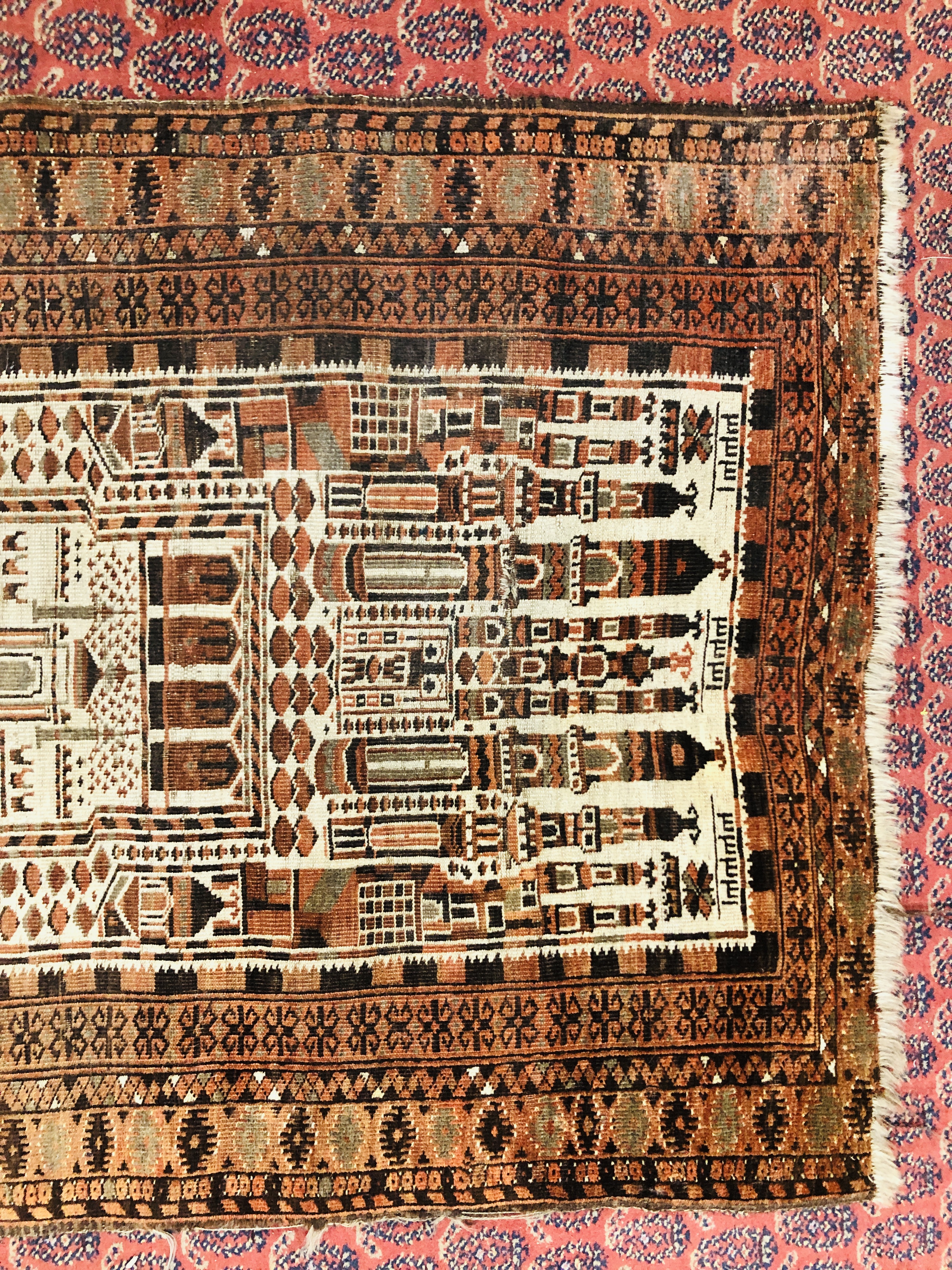 A TURKMEN MOSQUE PRAYER RUG OF TYPICAL DESIGN 164CM. X 110CM. - Image 2 of 8