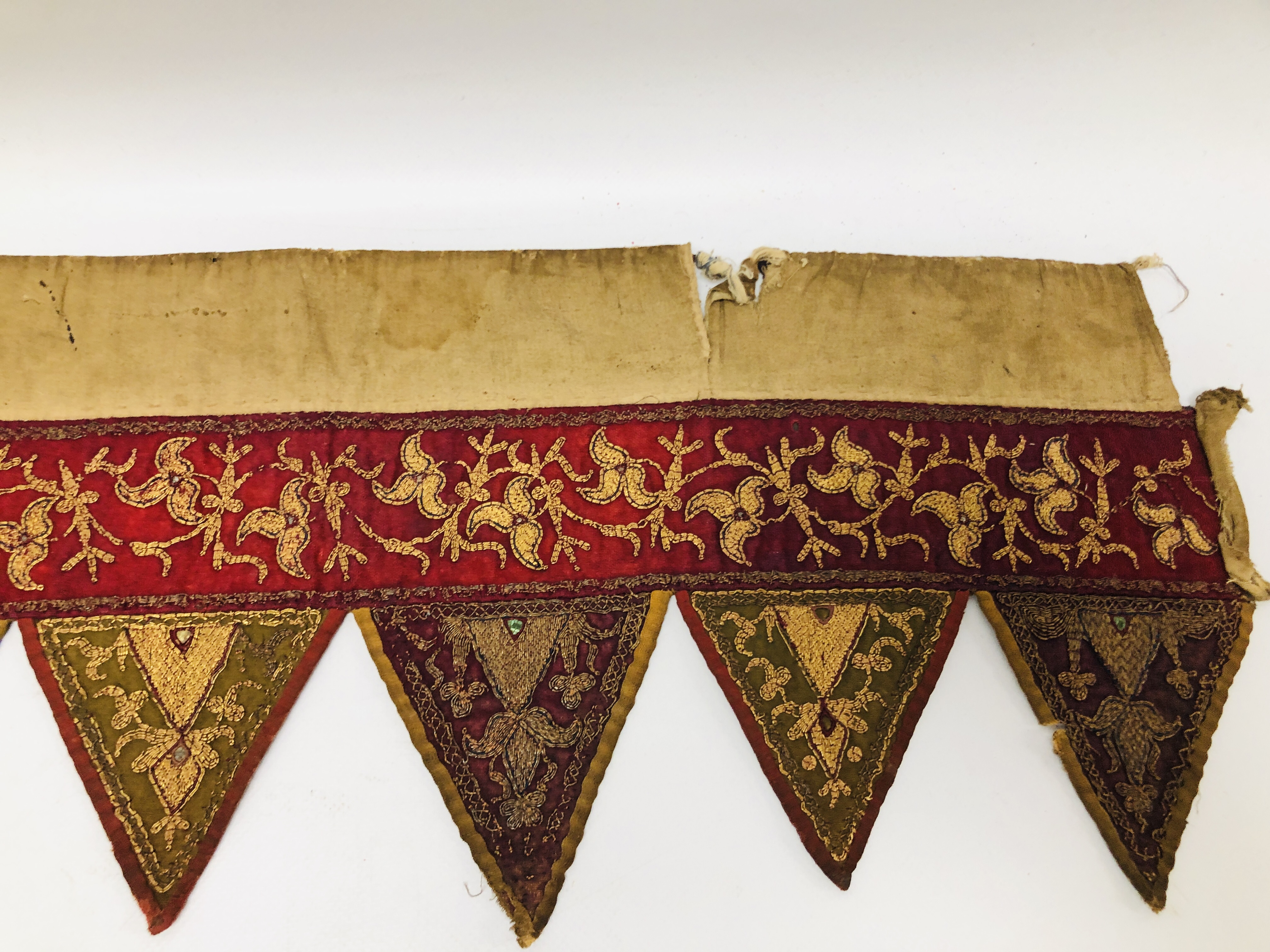 TWO AFGHAN EMBROIDERED DOOR HANGINGS WORKED WITH GOLD THREAD, 122CM AND 84CM. - Image 11 of 14