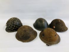 A GROUP OF 5 MILITARY WW2 HELMETS,