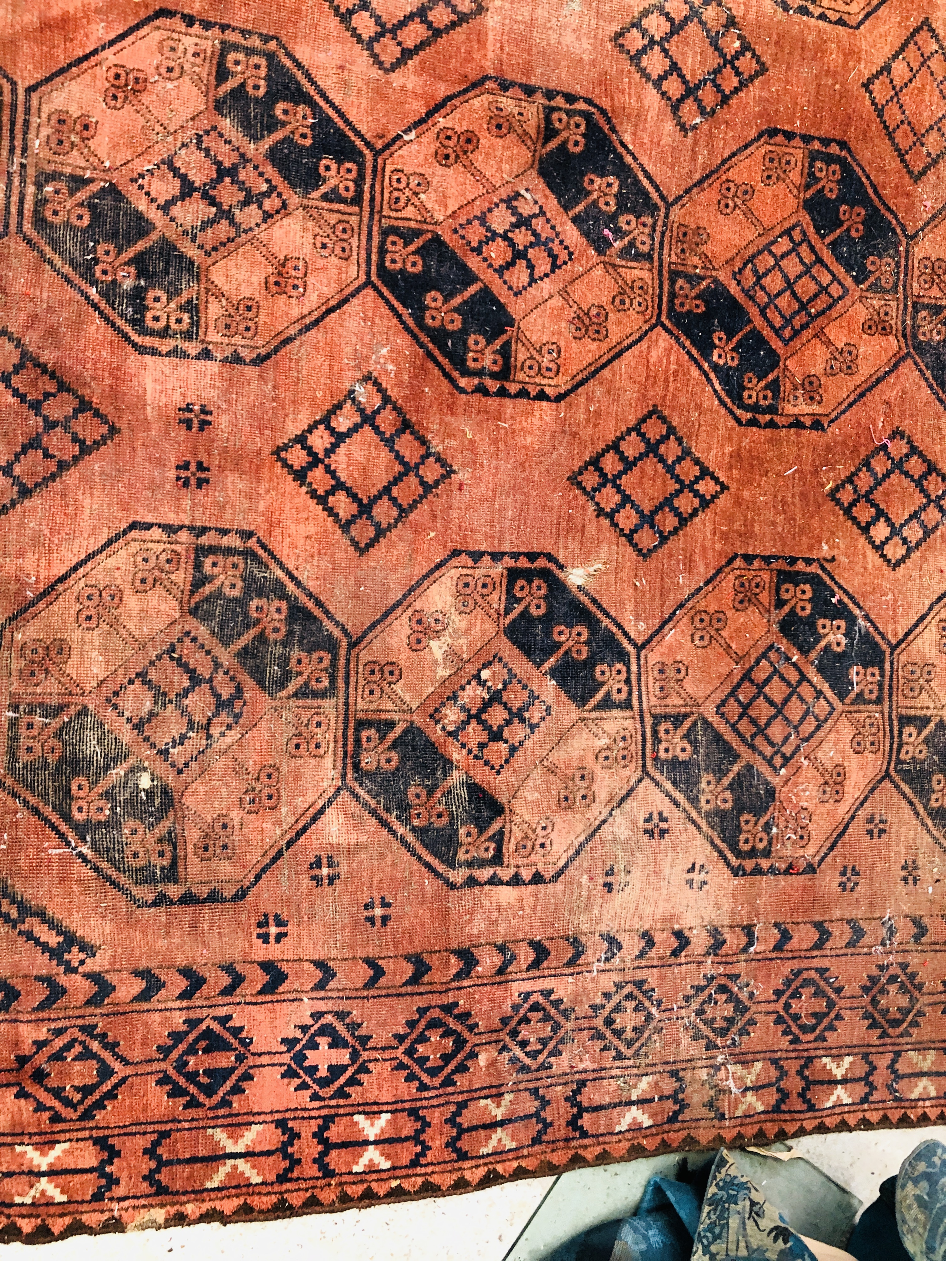 AN AFGHAN CARPET (REQUIRES ATTENTION) - Image 4 of 10