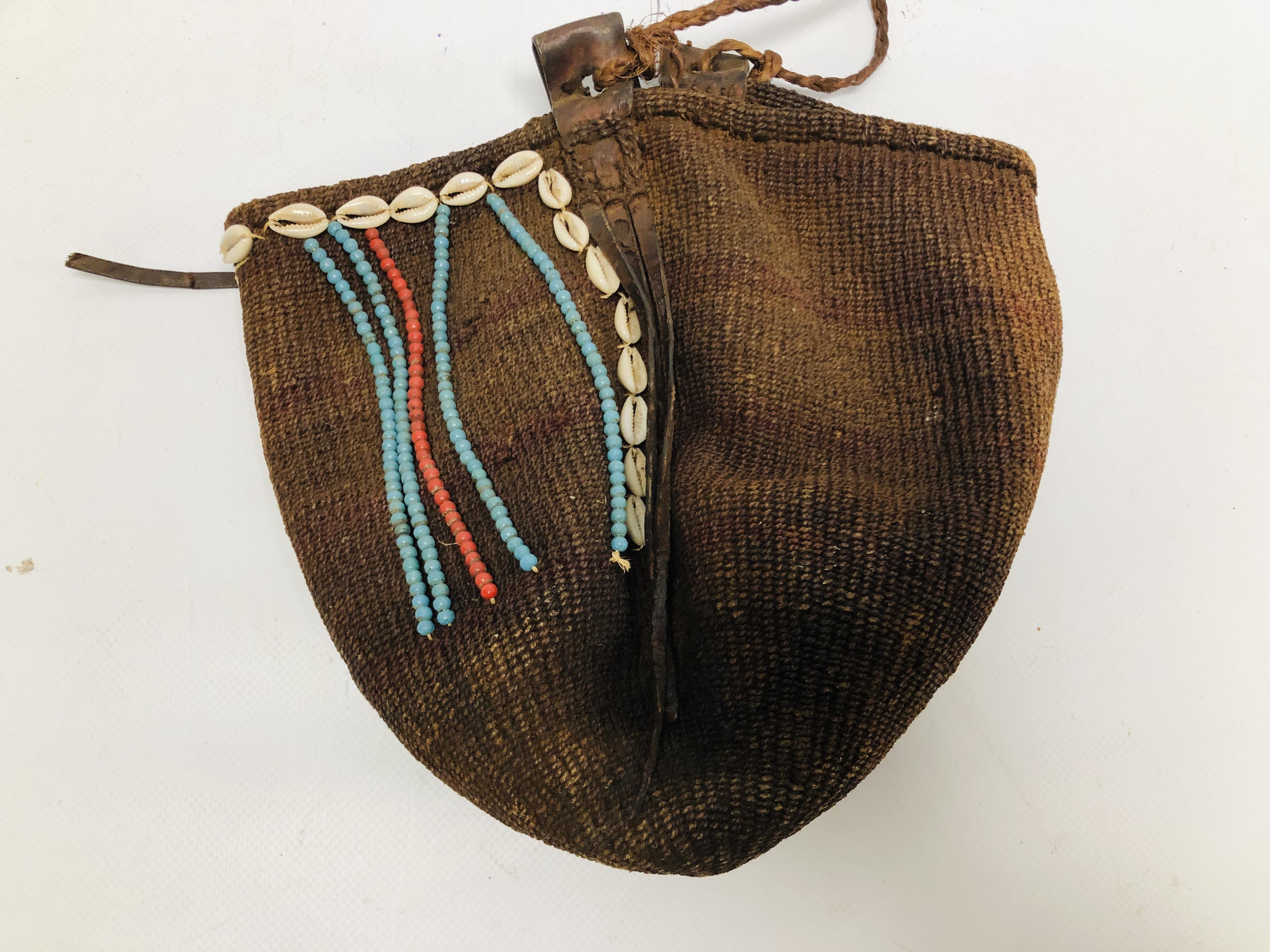 AN AFRICAN KIKUYU BAG APPLIED WITH COWRIE SHELLS AND BEADS - Image 3 of 8