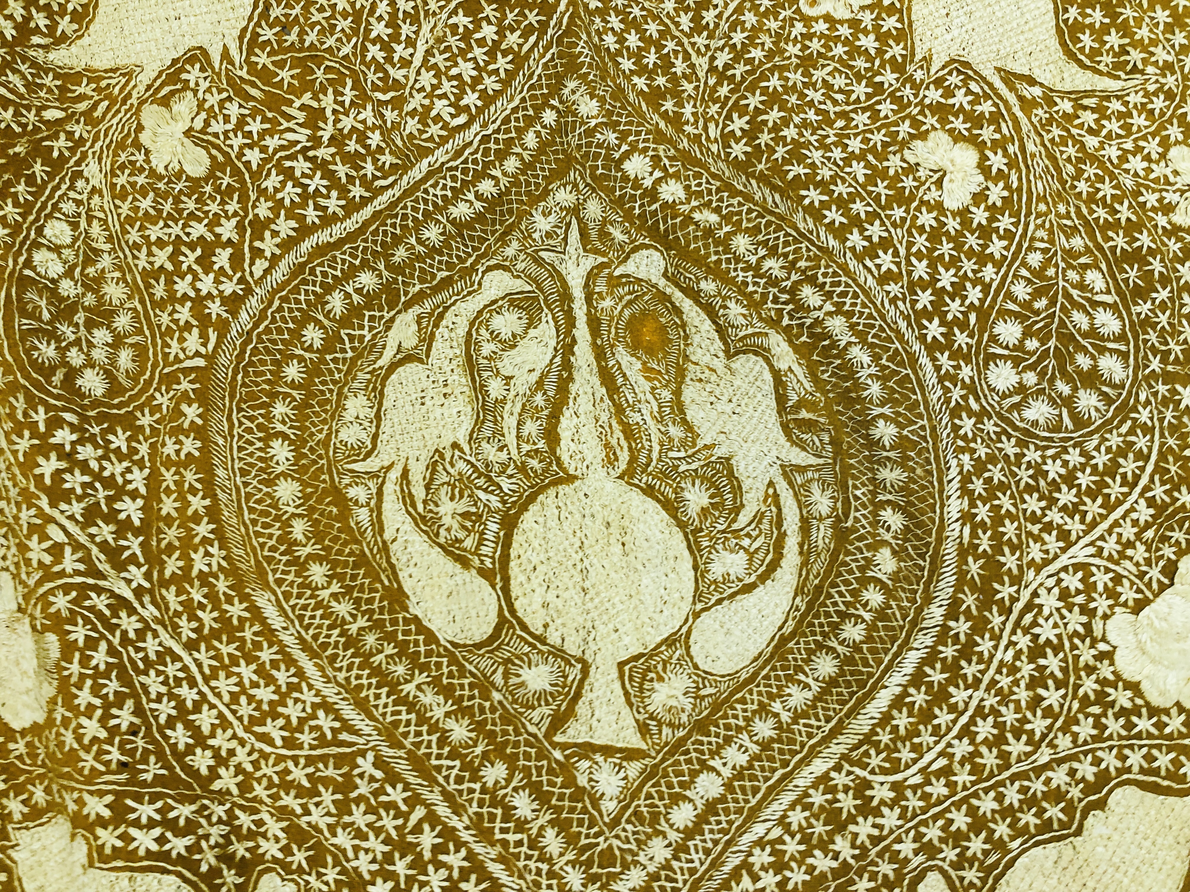 AN EMBROIDERED COTTON CLOTH WITH CENTRAL PALMATE SURROUNDED BY BIRDS AND LIONS, - Image 5 of 14
