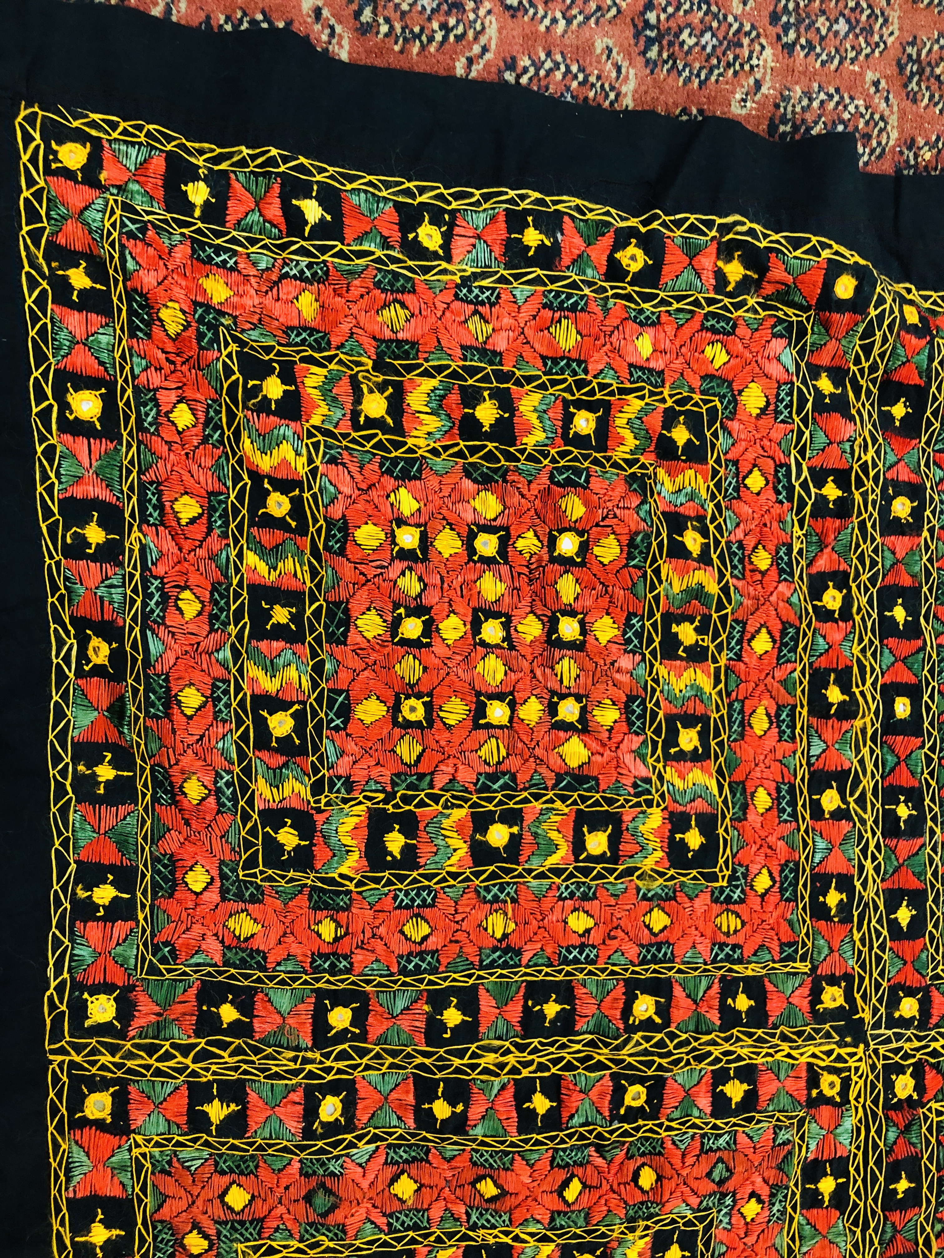 LARGE EASTERN HAND WORK EMBROIDERY THROW, L 255CM X W 200CM. - Image 4 of 6