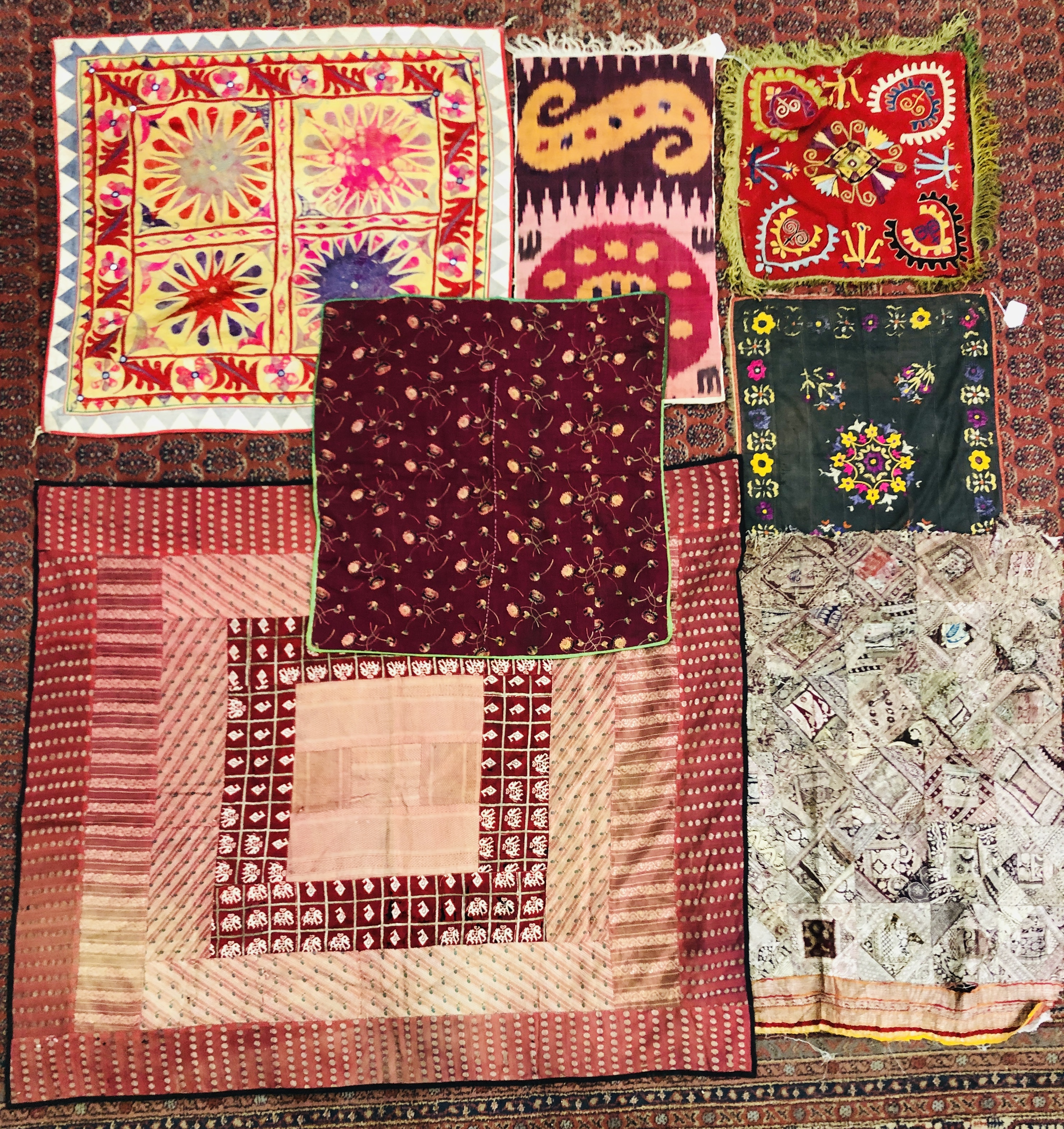 A GROUP OF 7 ASSORTED MAINLY EASTERN HAND CRAFTED NEEDLEWORK PANELS TO INCLUDE SILK AND SHISHA - Image 2 of 21