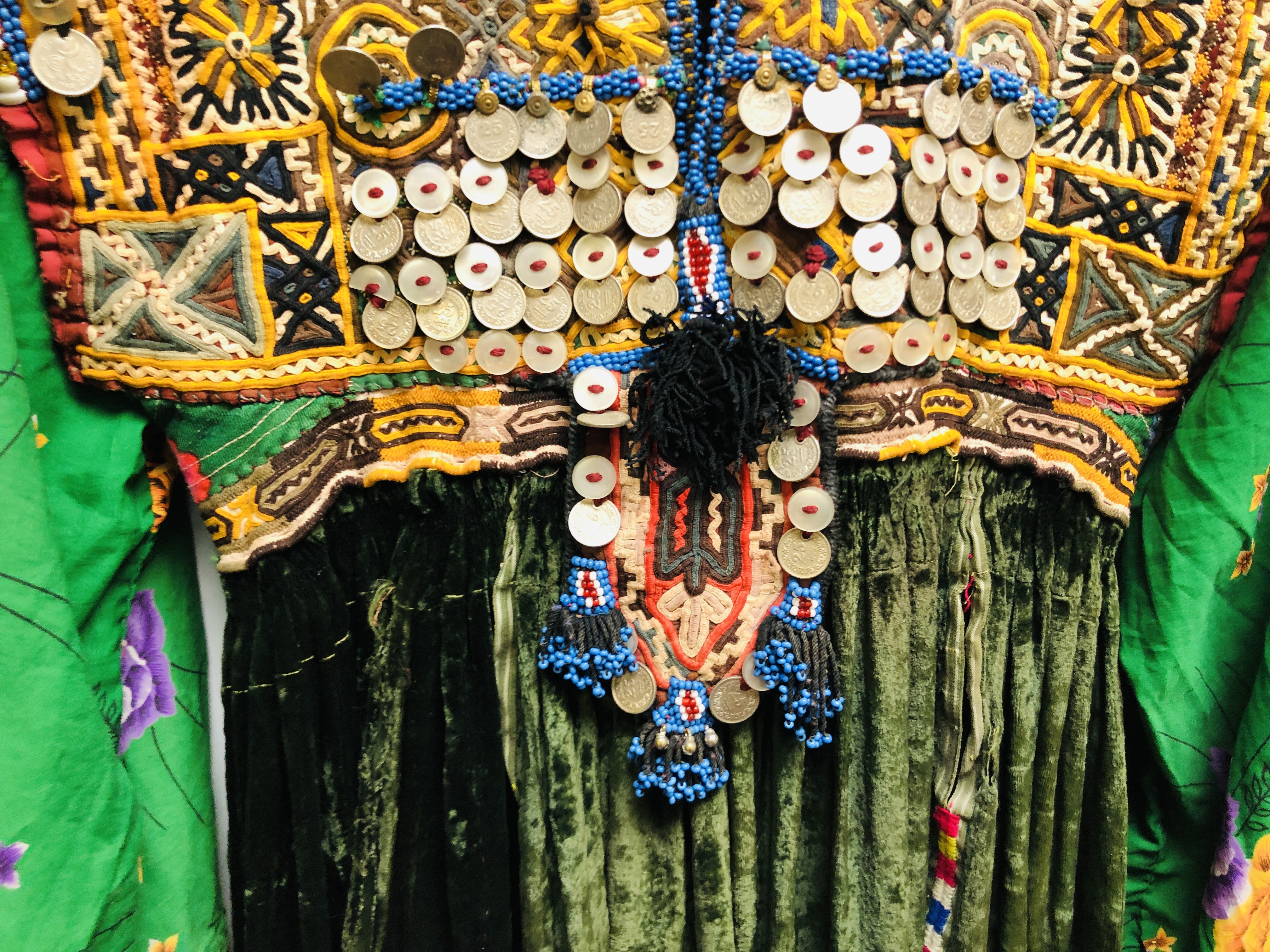 A VINTAGE AFGHAN KUCHI STYLE TRIBAL DRESS DECORATED WITH ELABORATE EMBROIDERY INTRICATE BEADWORK, - Image 3 of 6