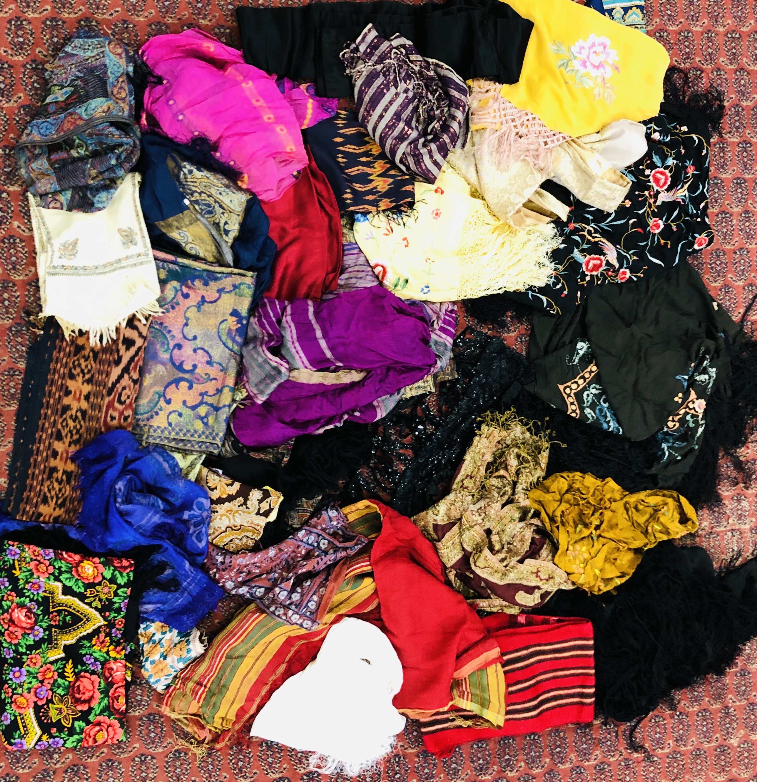 TWO BOXES CONTAINING AN EXTENSIVE COLLECTION OF SCARVES TO INCLUDE SILK EMBROIDERED EXAMPLES.