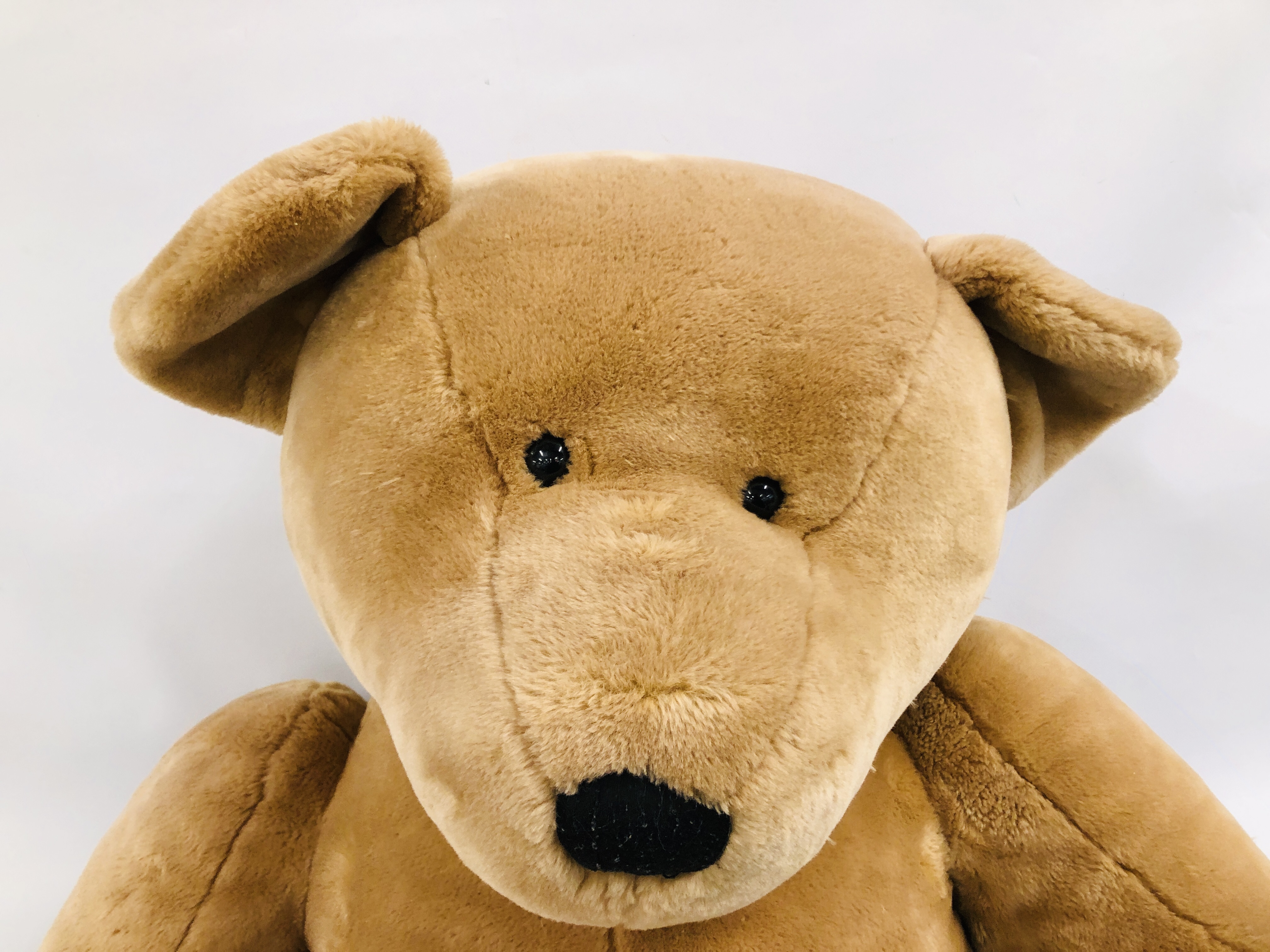 A VERY LARGE HARRODS PLUSH TEDDY BEAR (SEATED HEIGHT 85CM) - Image 2 of 3