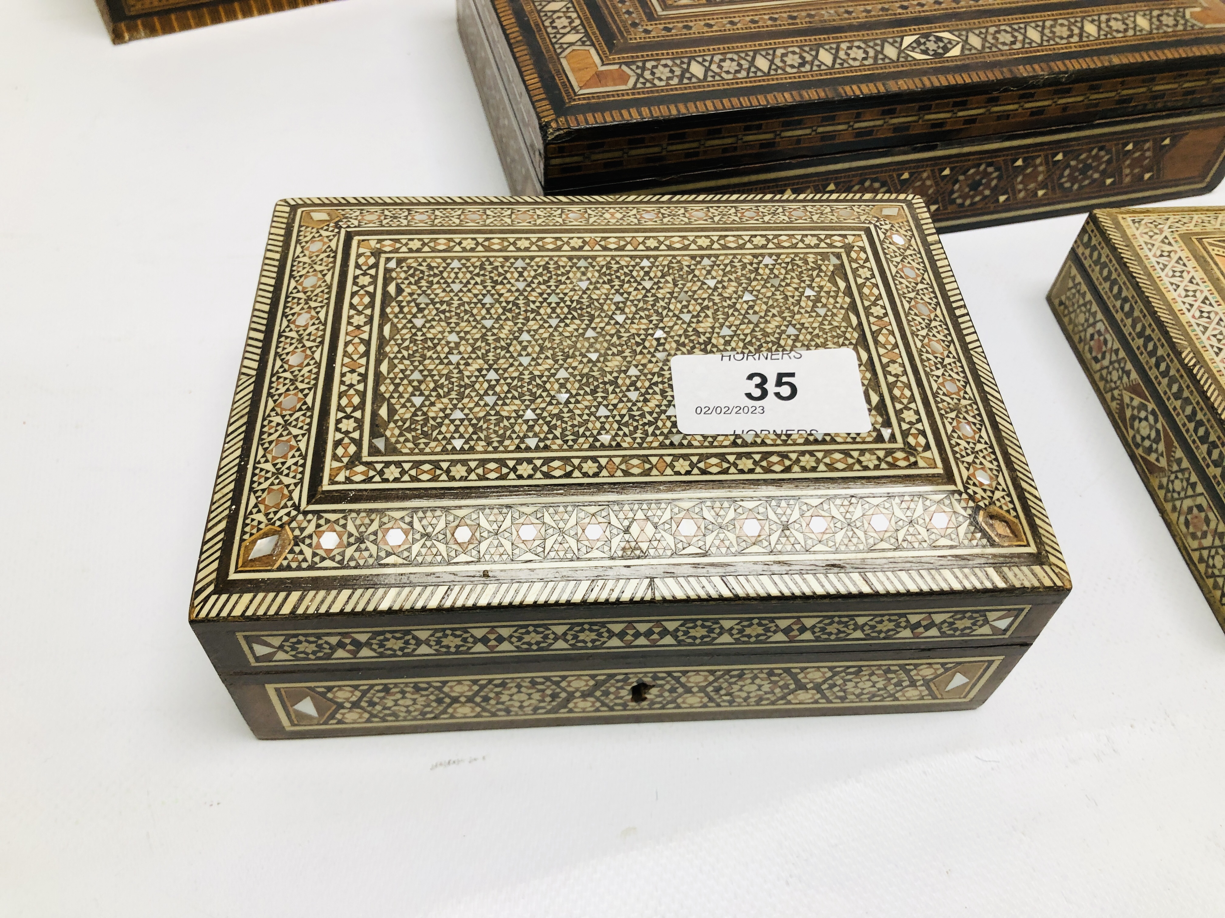 A COLLECTION OF 5 ASSORTED INLAID MARQUETRY BOXES. - Image 3 of 7