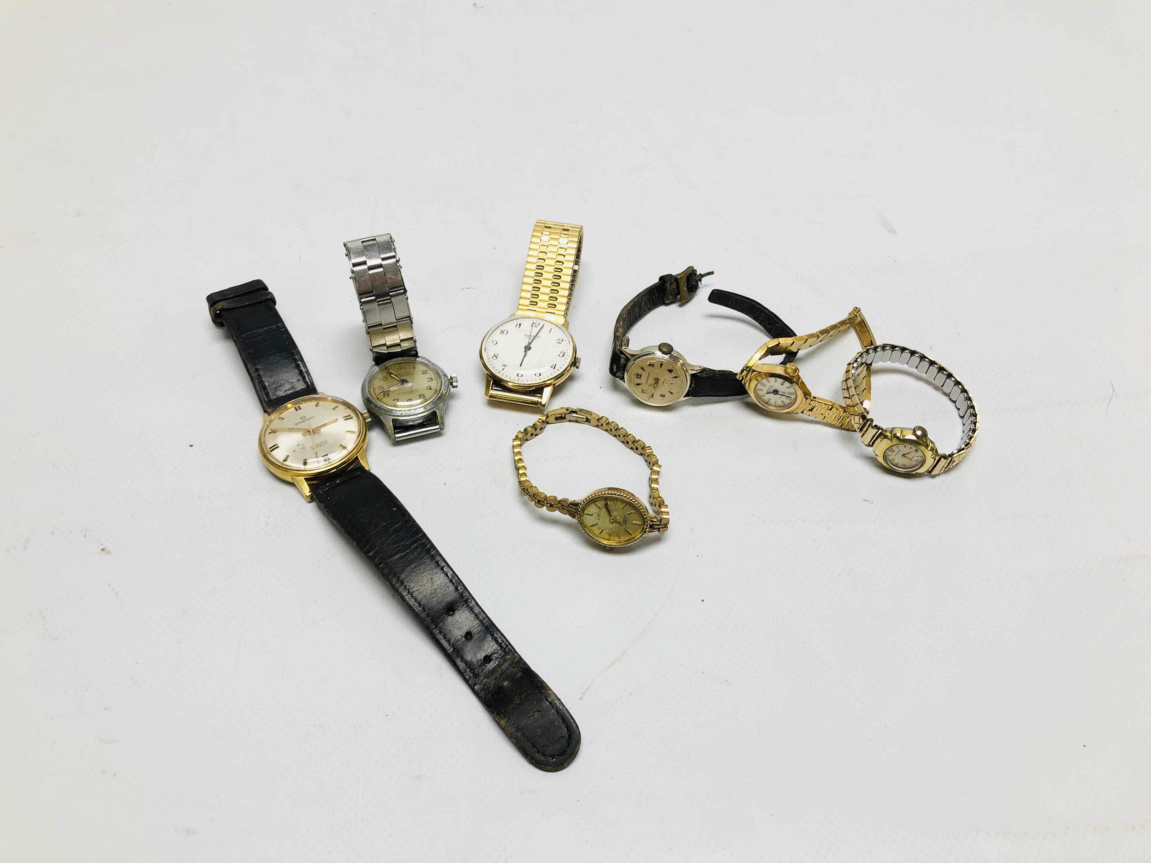 A GROUP OF SIX VINTAGE WRIST WATCHES TO INCLUDE MONTINE, INGERSOLL, ERMANO, 17 JEWELS INCABLOC,