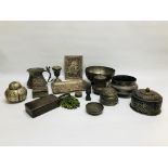 A BOX OF ASSORTED MIDDLE EASTERN AND ASIAN METAL WARE ARTIFACTS COMPRISING OF LIDDED CONTAINERS AND