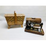 A VINTAGE SINGER SEWING MACHINE 79122550 ALONG WITH A HARDWOOD SEWING BOX WITH 3 SECTIONAL PULL OUT