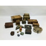 A COLLECTION OF ASSORTED BOXES TO INCLUDE METAL, LEATHER BOUND AND INLAID EXAMPLES,