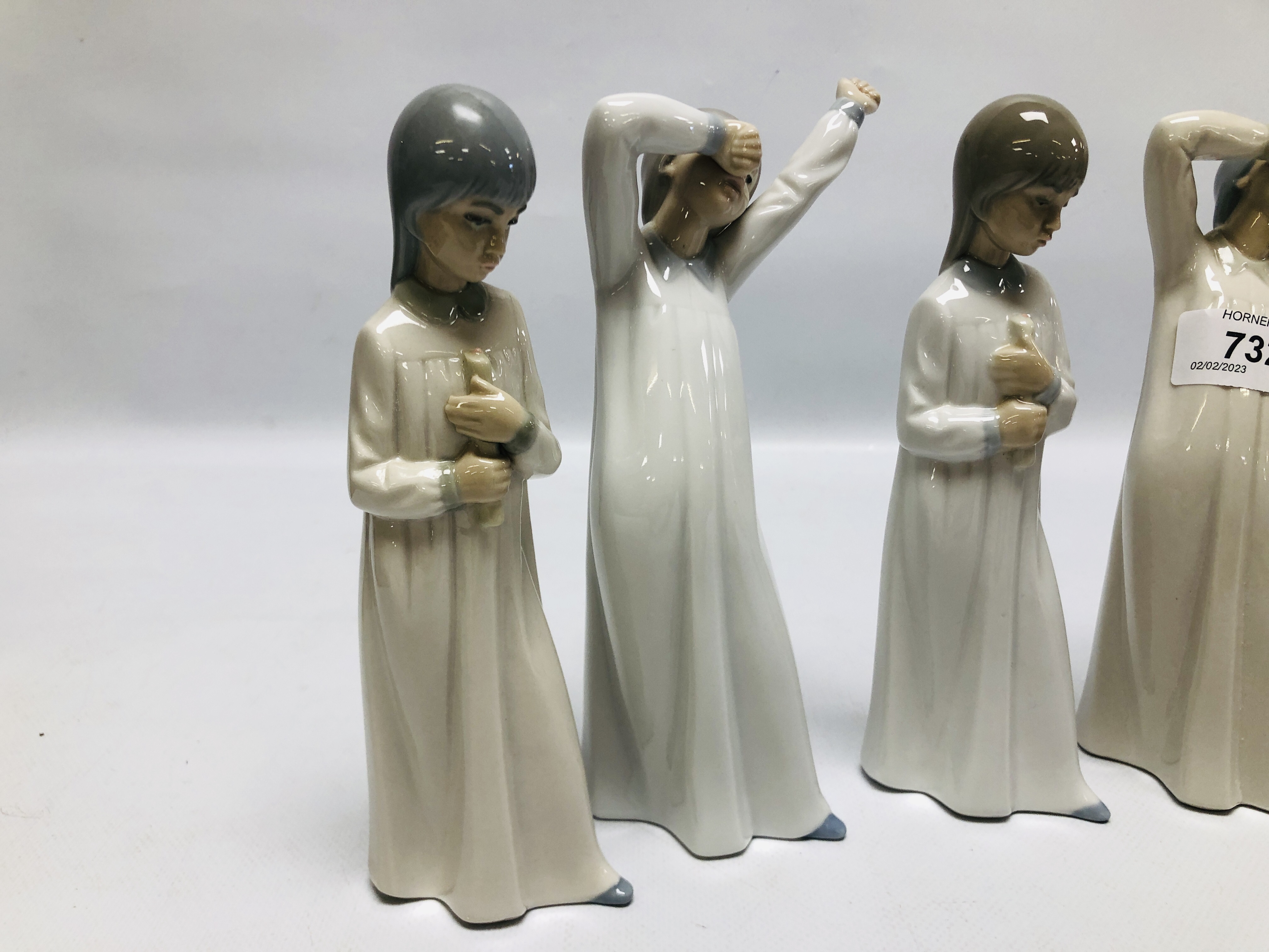 SELECTION OF NAO FIGURINES - Image 6 of 10