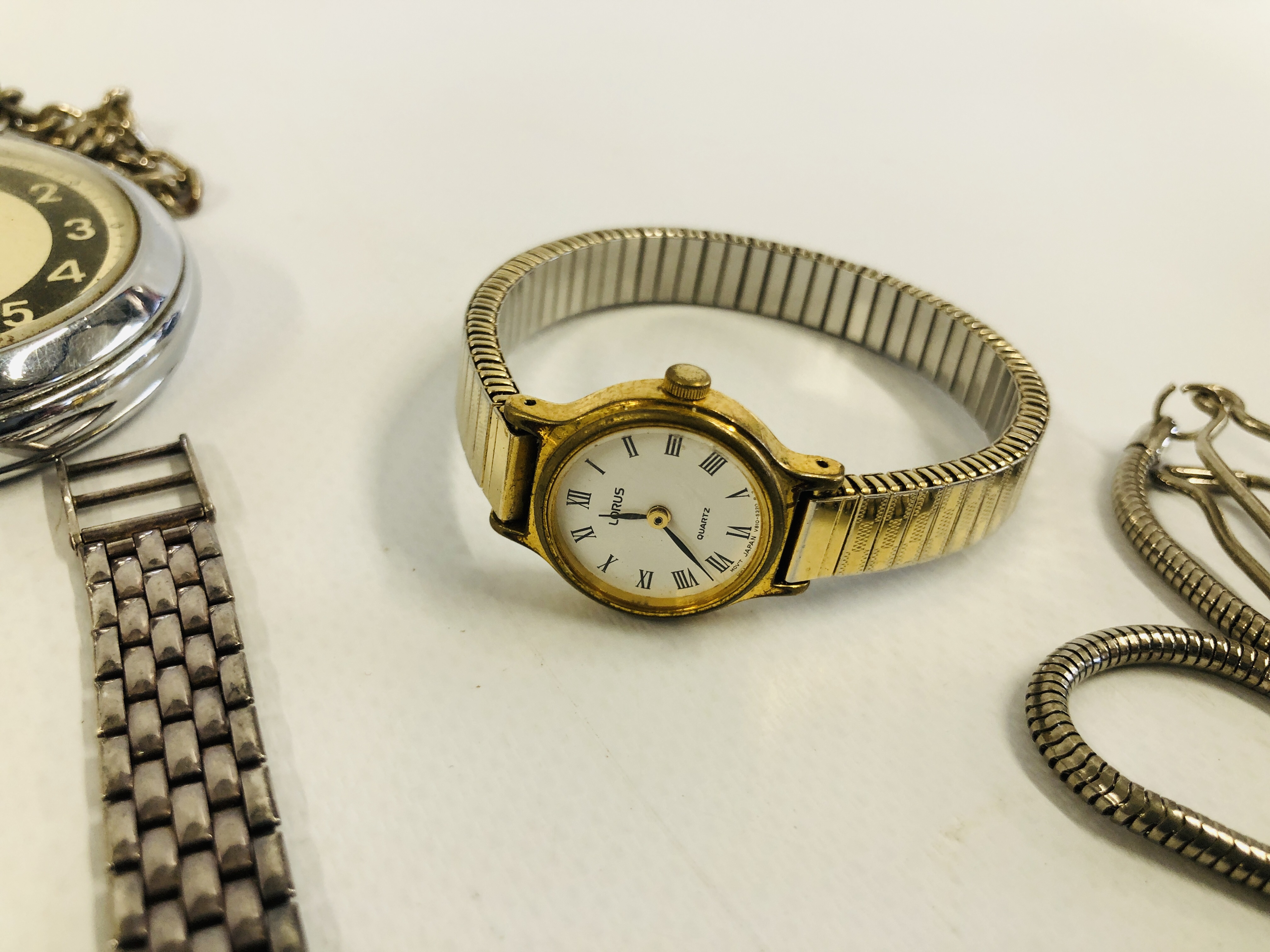 COLLECTION OF VARIOUS WATCHES TO INCLUDE SEKONDA, INGERSOLL ETC - SPARES AND REPAIRS. - Image 8 of 9