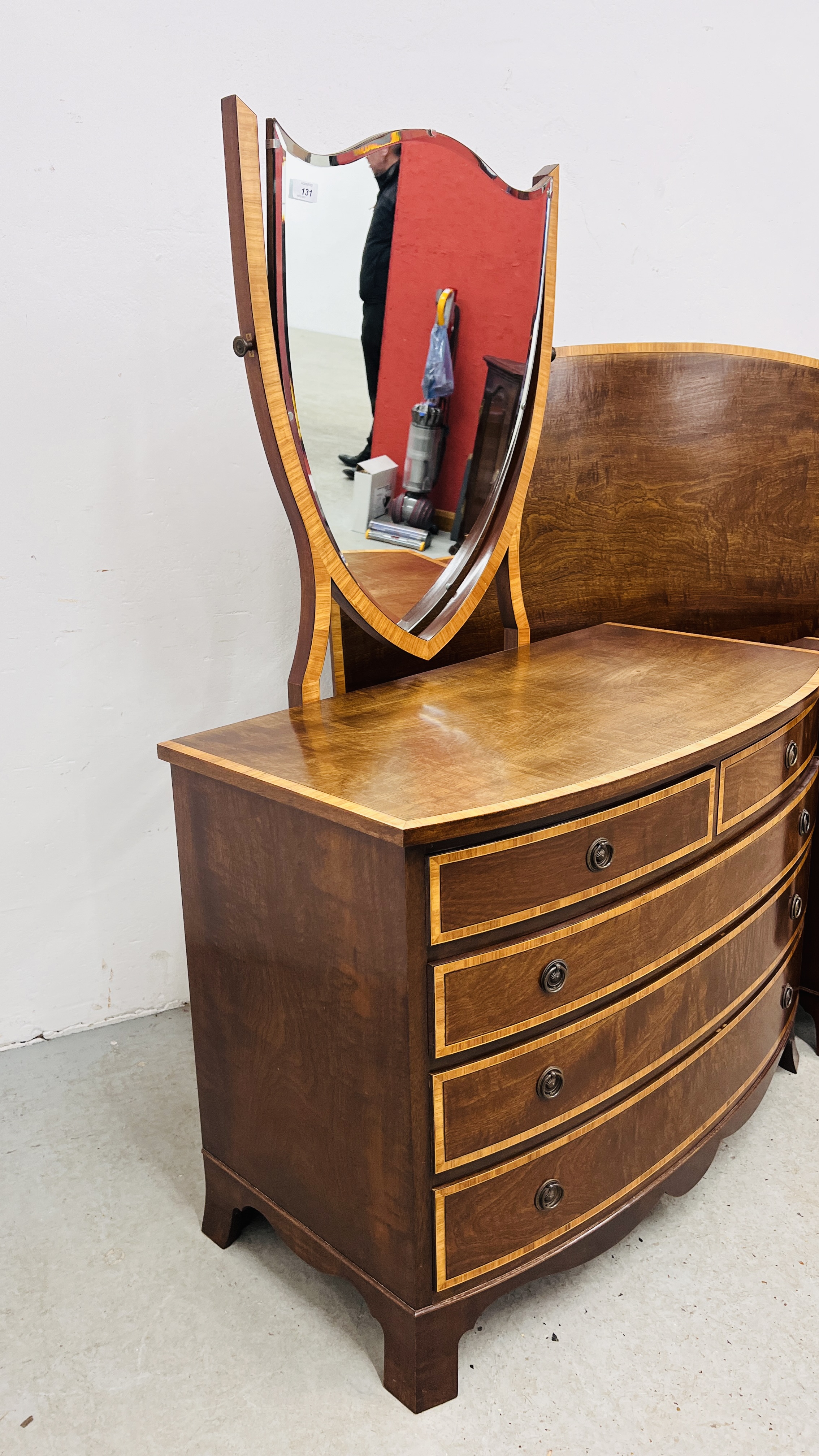 A GOOD QUALITY MAHOGANY TWO OVER THREE DRAWER BOW FRONTED DRESSING CHEST WITH SHIELD SHAPE MIRROR - Image 8 of 10