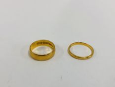 TWO 22CT GOLD WEDDING BANDS.