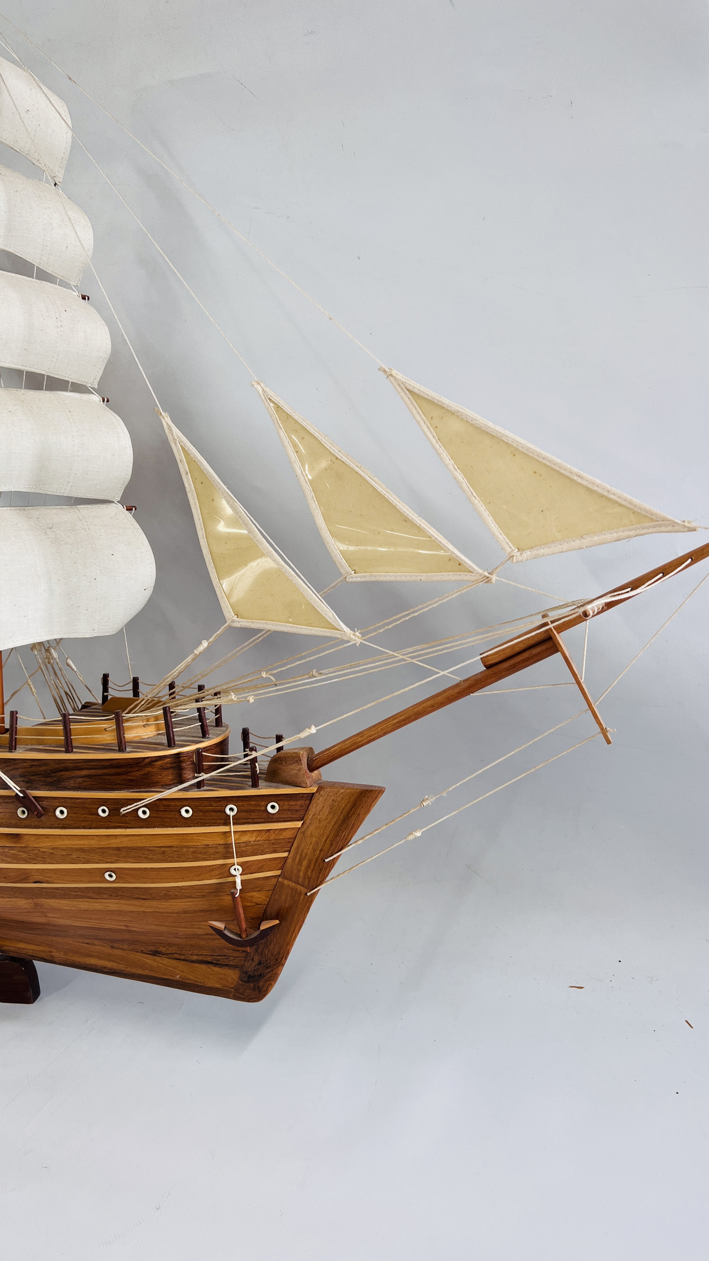 A LARGE WOODEN MODEL OF A SHIP L 110 CM. X H 85CM. - Image 4 of 10