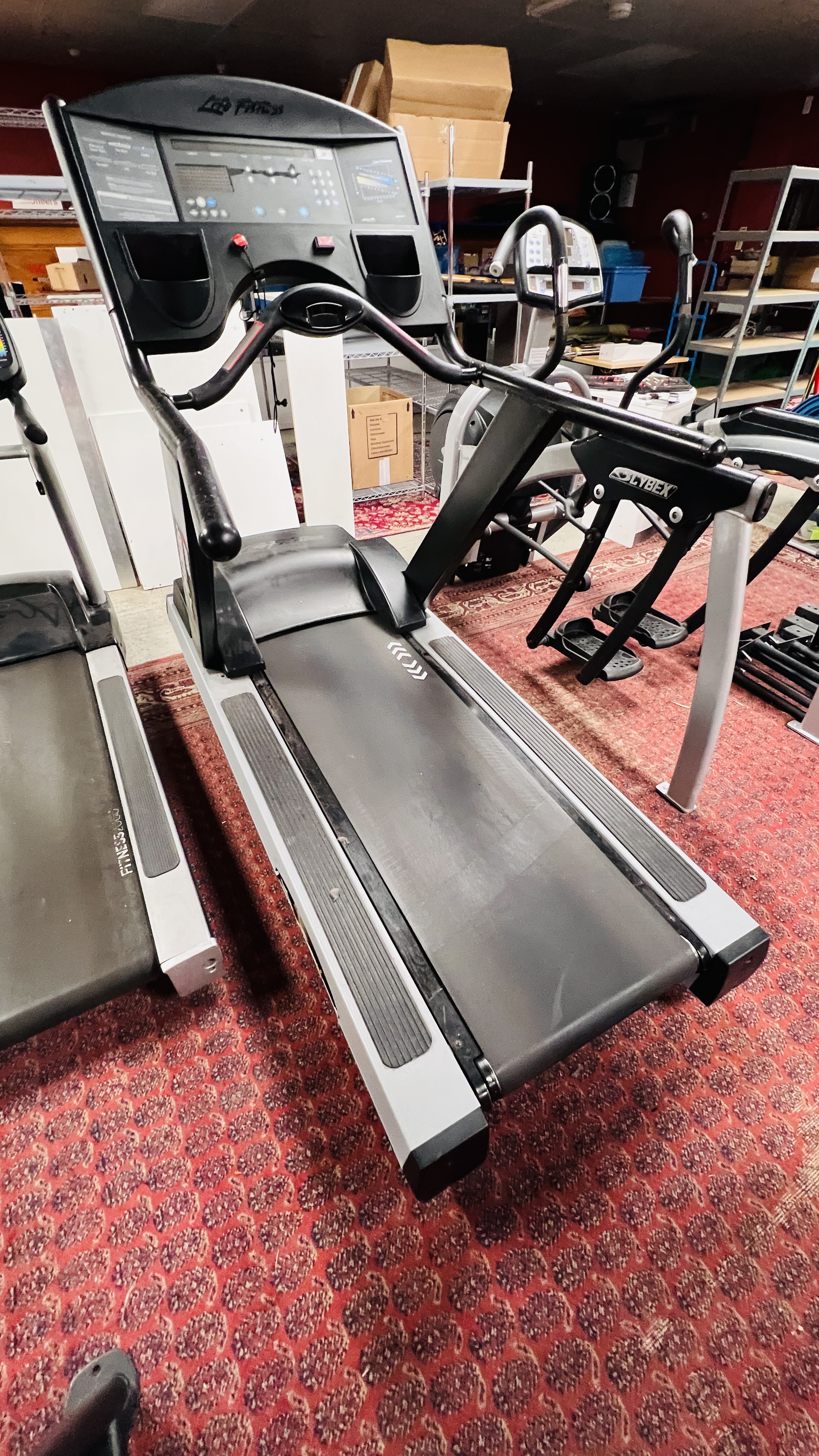 LIFE FITNESS 9500 HR PROFESSIONAL GYM TREADMILL - TRADE ONLY - SOLD AS SEEN - CONDITION OF SALE - - Image 2 of 17